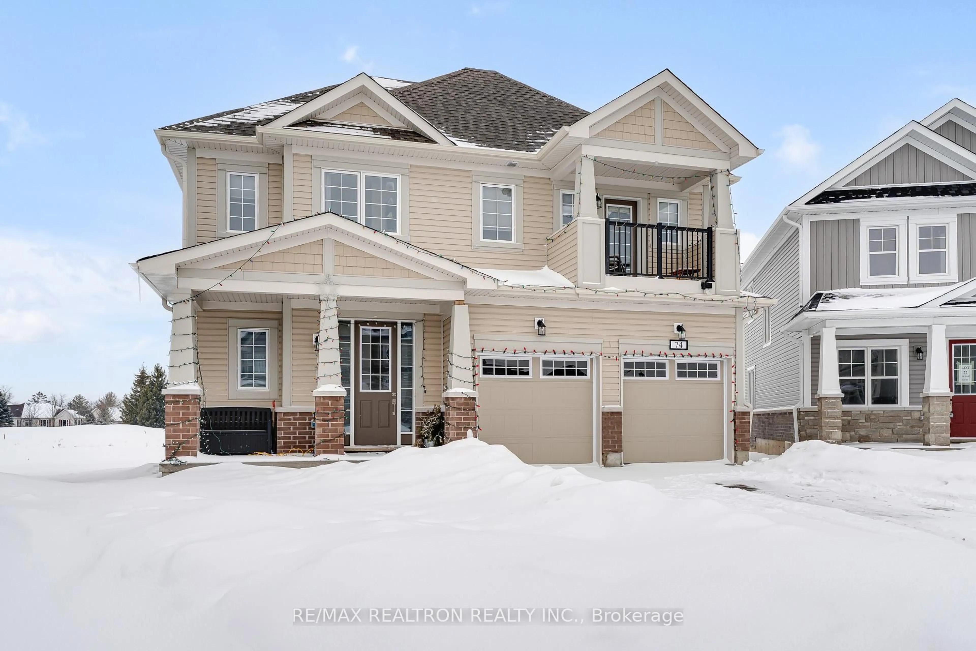 Home with vinyl exterior material, street for 74 Golf Links Dr, Loyalist Ontario K0H 0B4