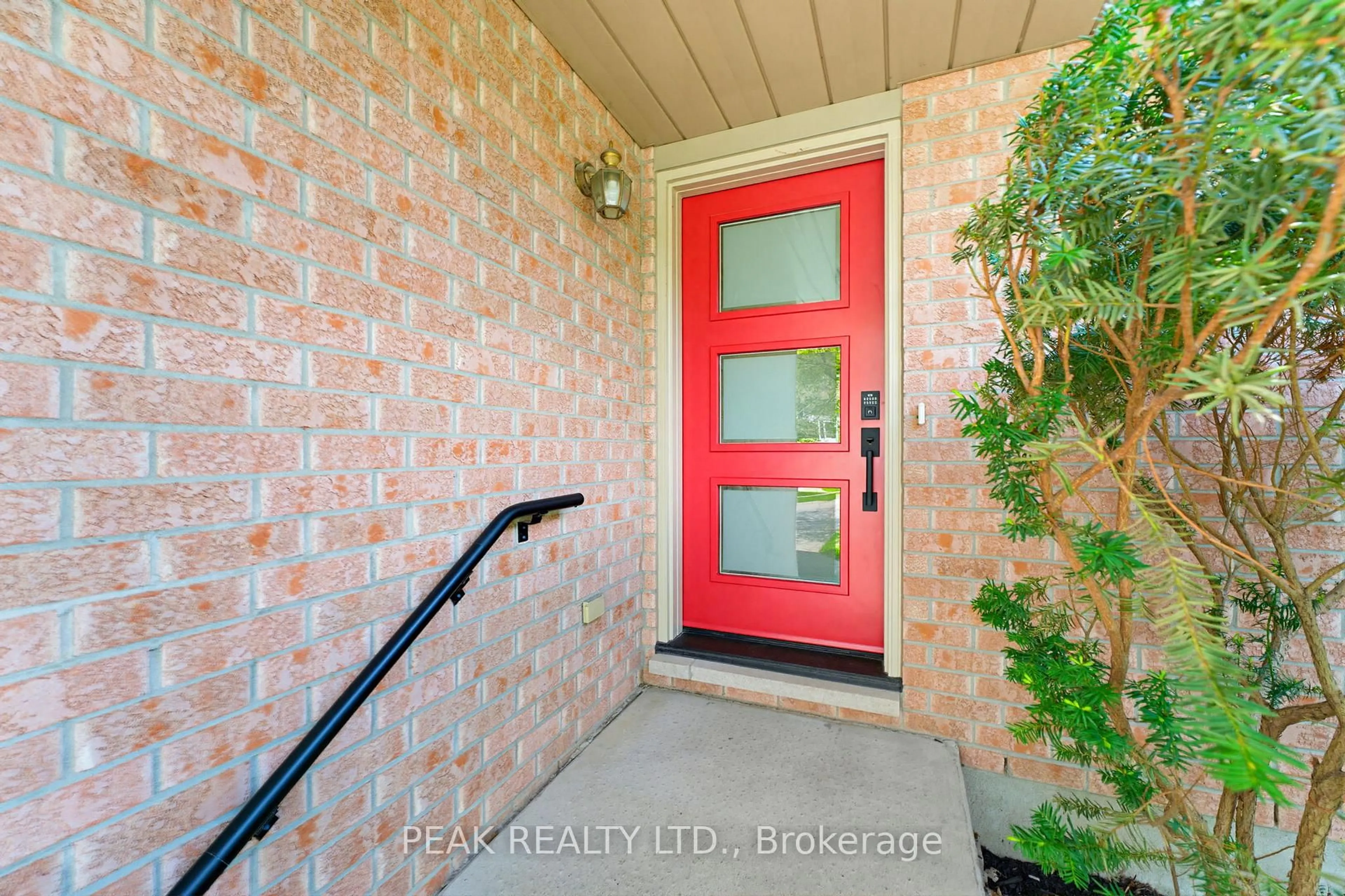 Indoor entryway for 62 Kipling Ave, Guelph Ontario N1H 8C4