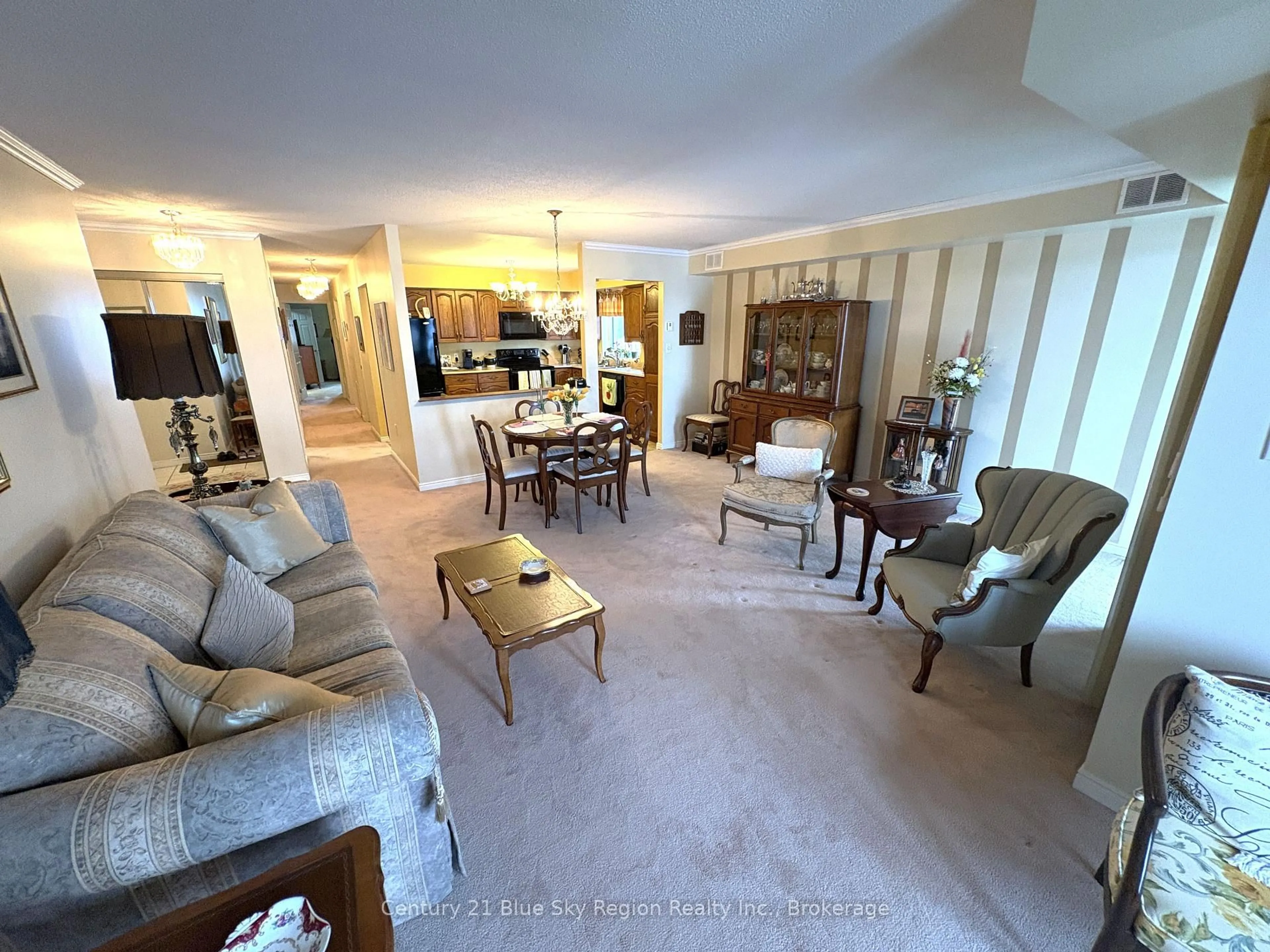 Living room with furniture, unknown for 469 Lakeshore Dr #301, North Bay Ontario P1A 2E2