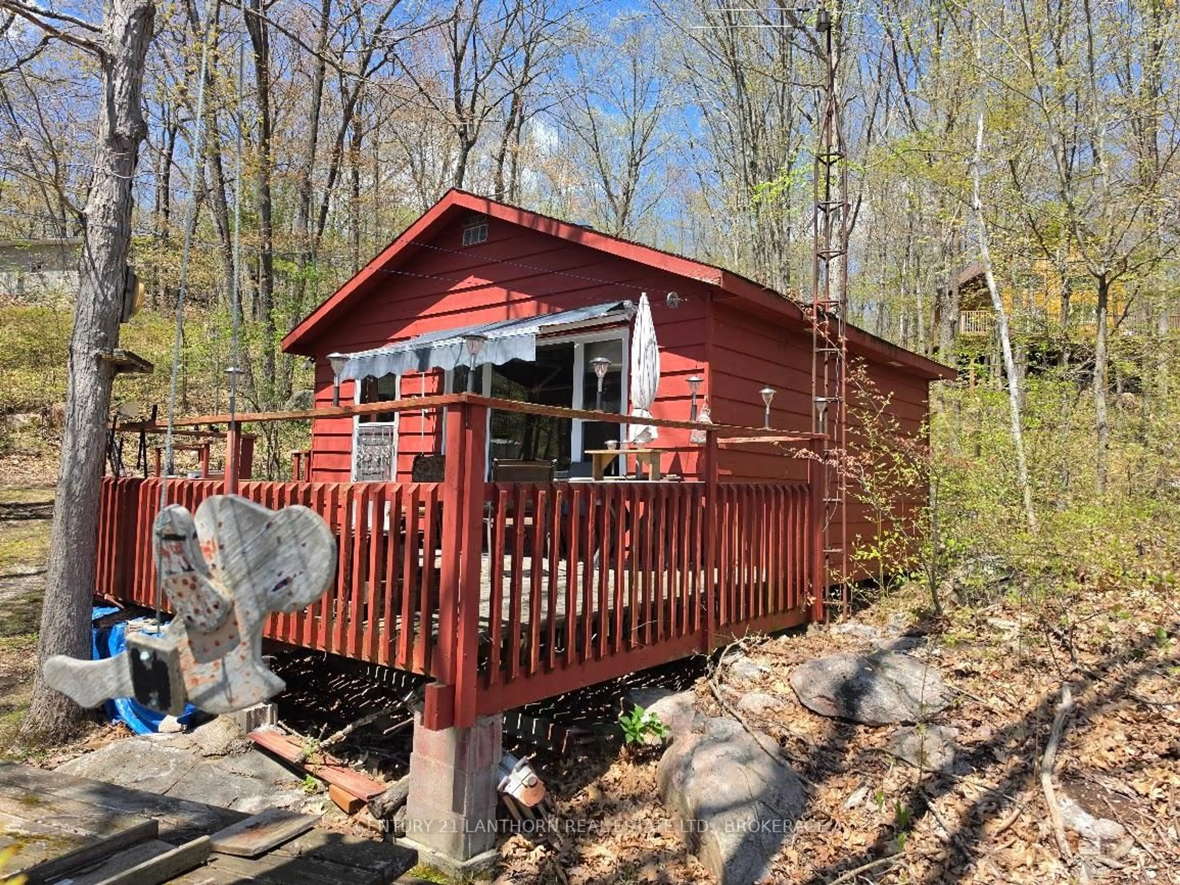 Shed for 1081 Crotch Lake Tr, Arden Ontario K0H 1B0