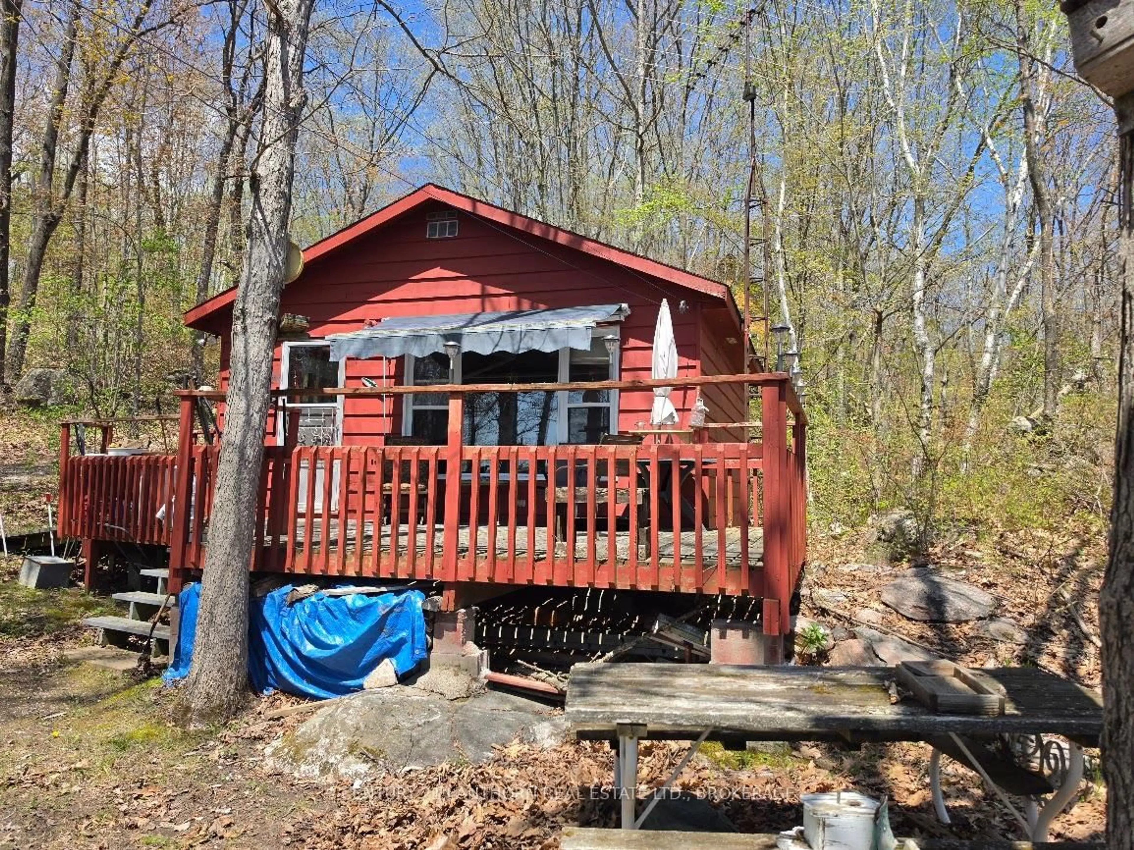 Shed for 1081 Crotch Lake Tr, Arden Ontario K0H 1B0