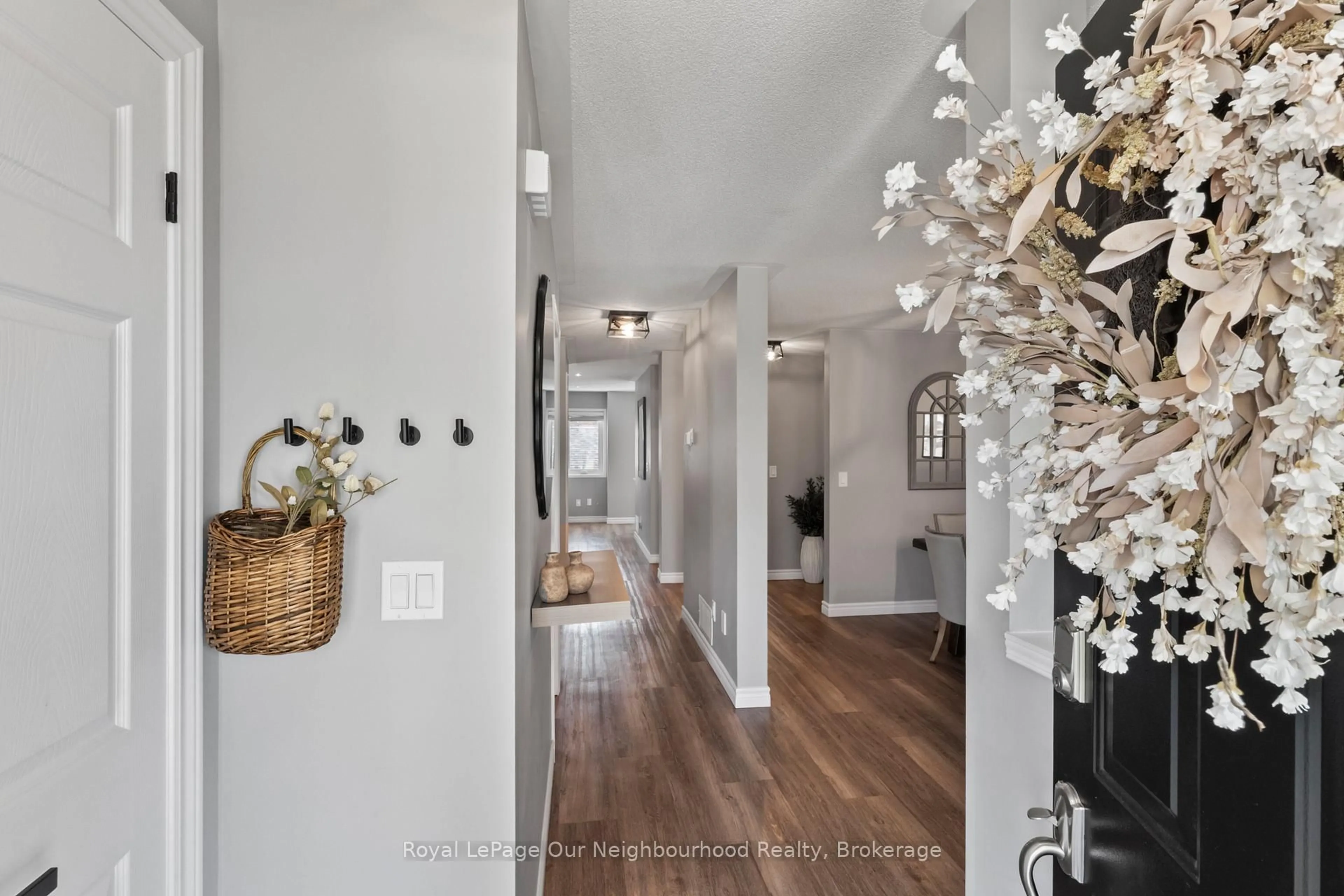 Indoor entryway for 78 Jarvis Dr, Port Hope Ontario L1A 4K5