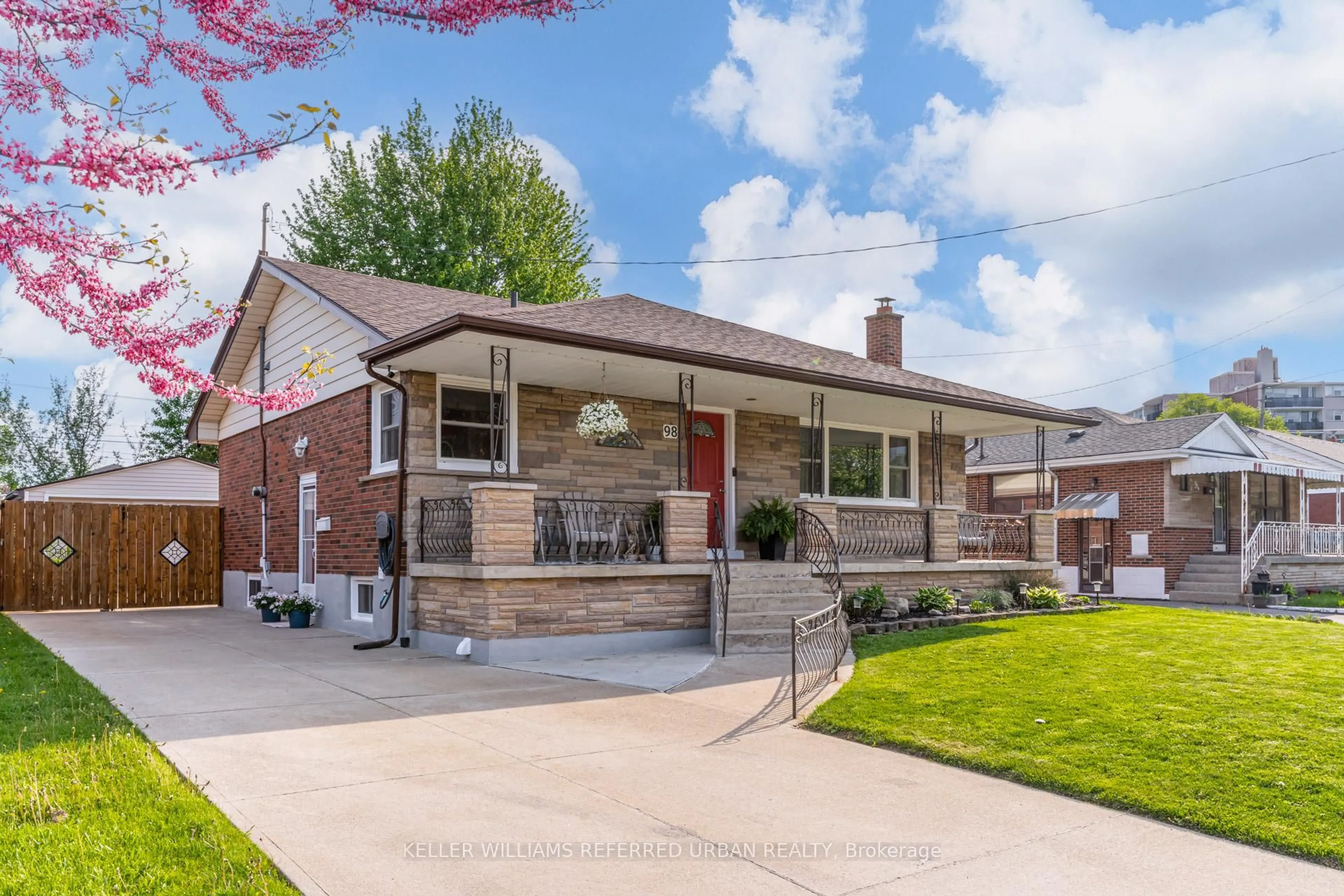 Home with brick exterior material, street for 98 Duncombe Dr, Hamilton Ontario L9A 2G3