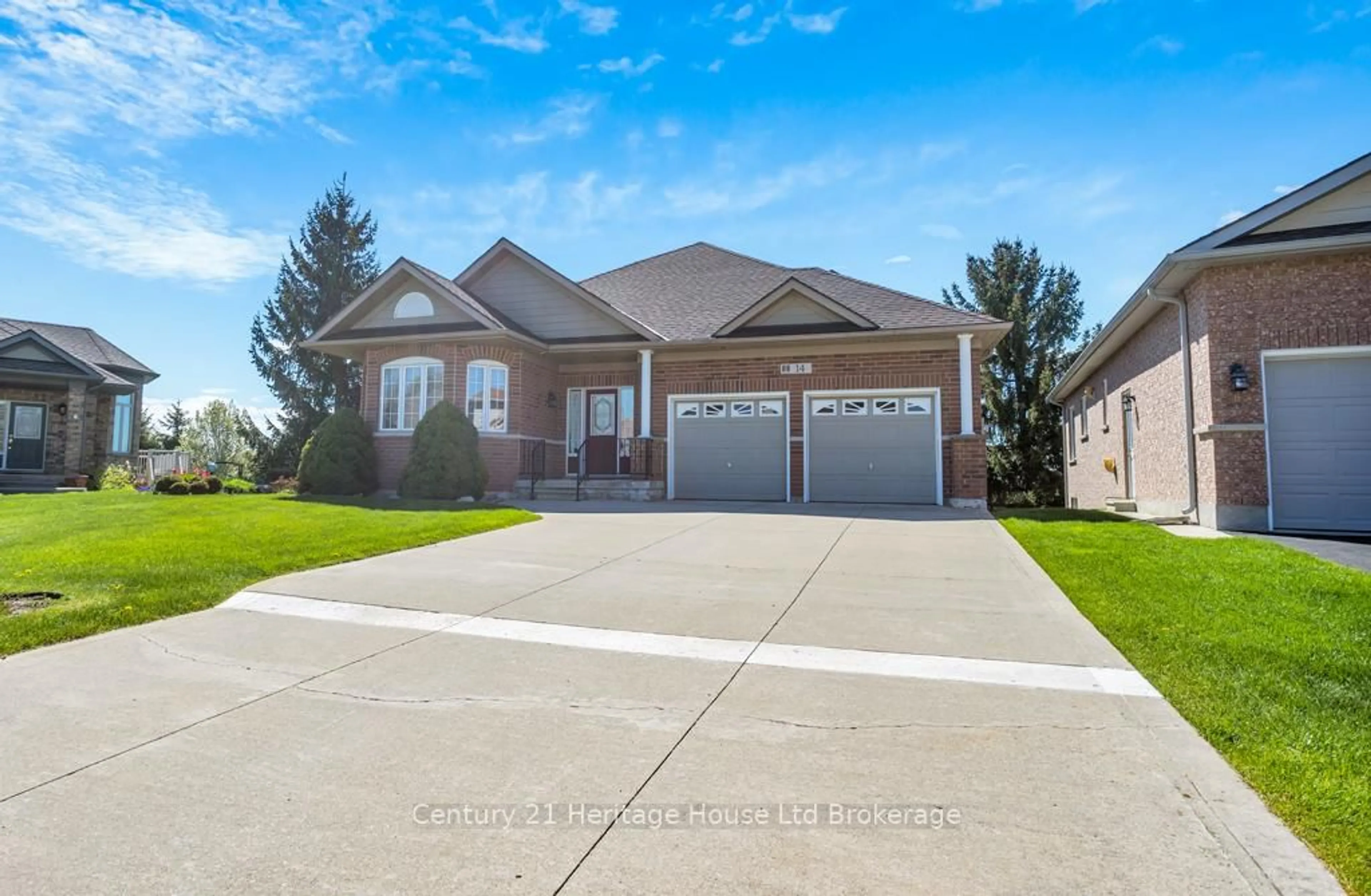 Home with brick exterior material, street for 14 Green Gable Pl, Woodstock Ontario N4T 1W6