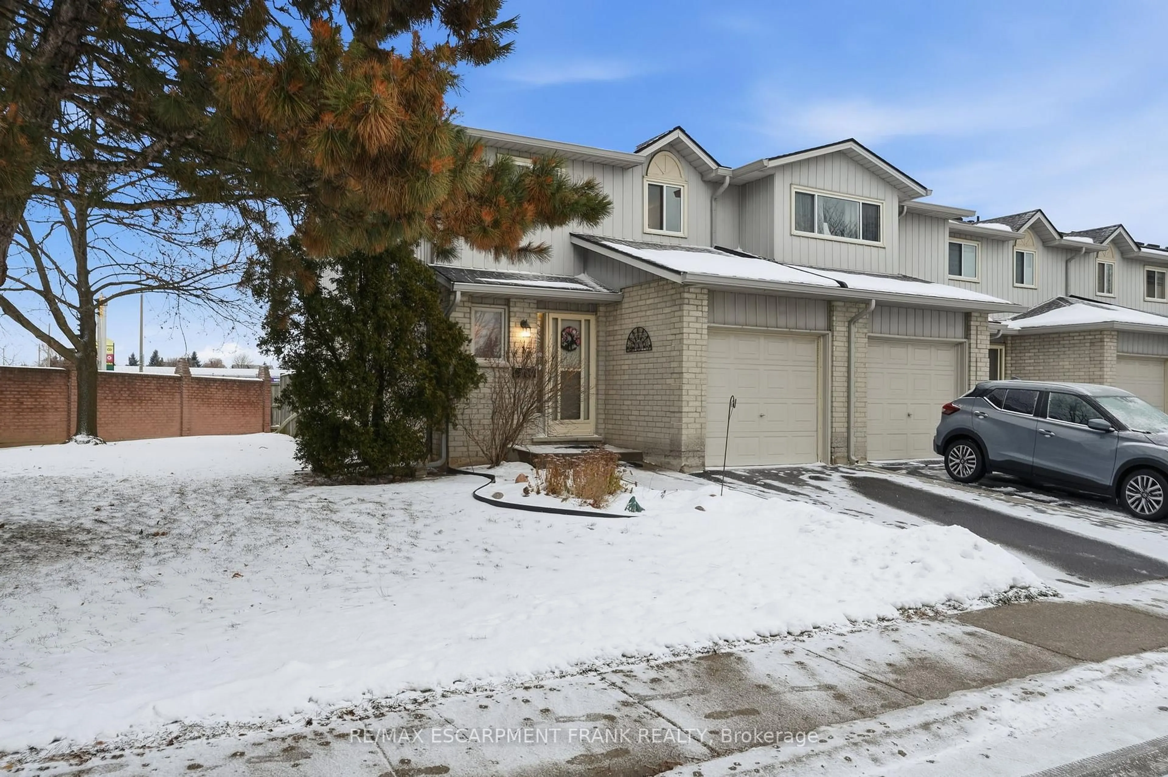 Unknown for 1675 Upper Gage Ave #1, Hamilton Ontario L8W 3R7