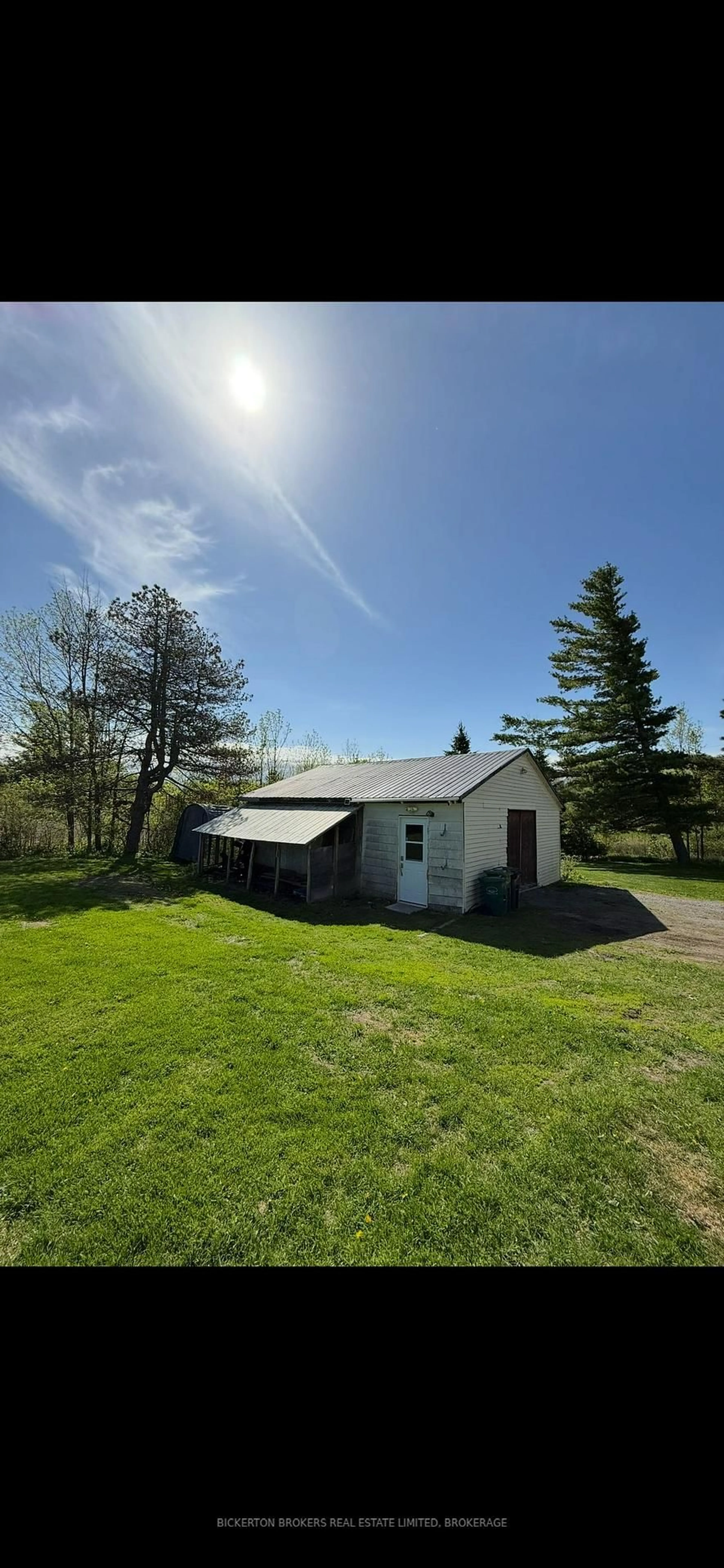 Shed for 2211 Hitchcock Rd, Gananoque Ontario K7G 2V5