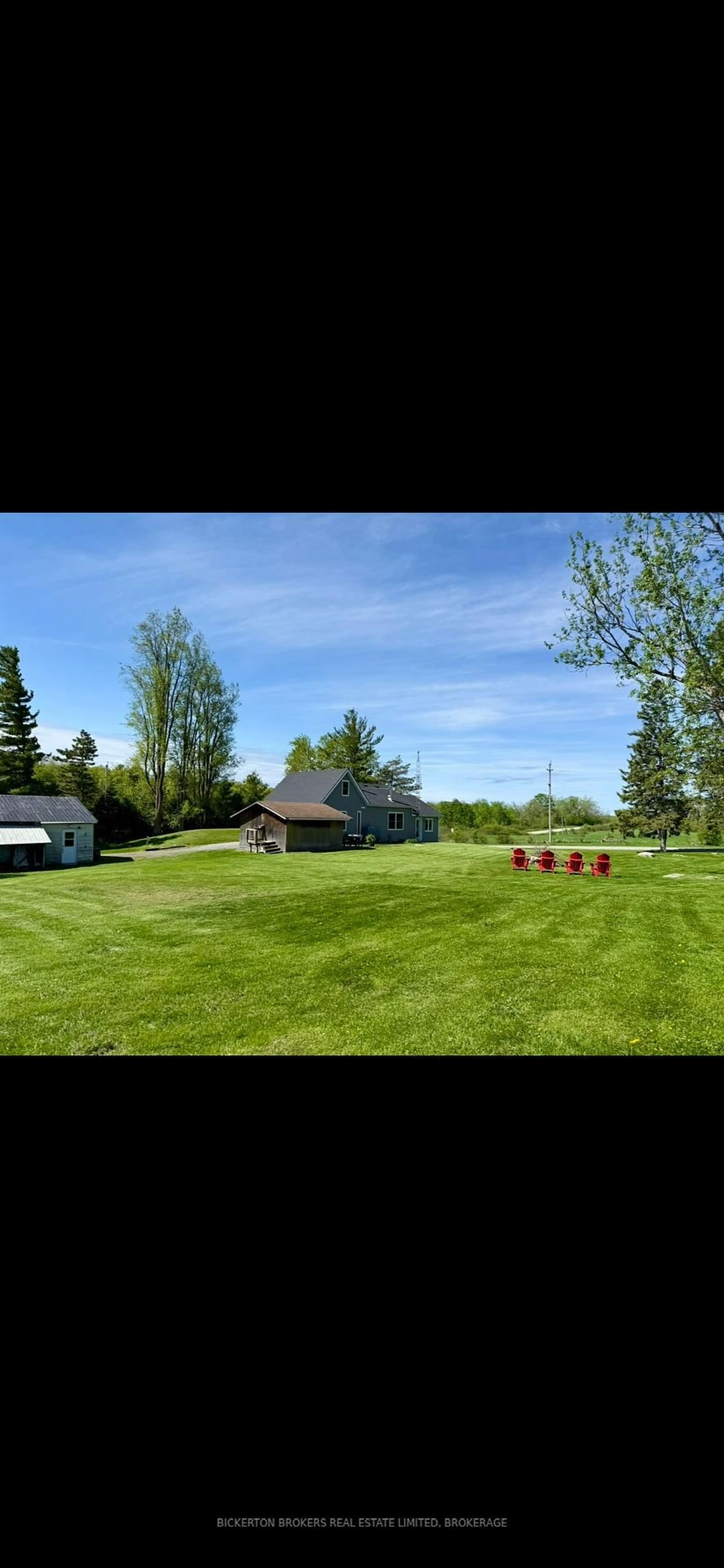 A pic from outside/outdoor area/front of a property/back of a property/a pic from drone, street for 2211 Hitchcock Rd, Gananoque Ontario K7G 2V5