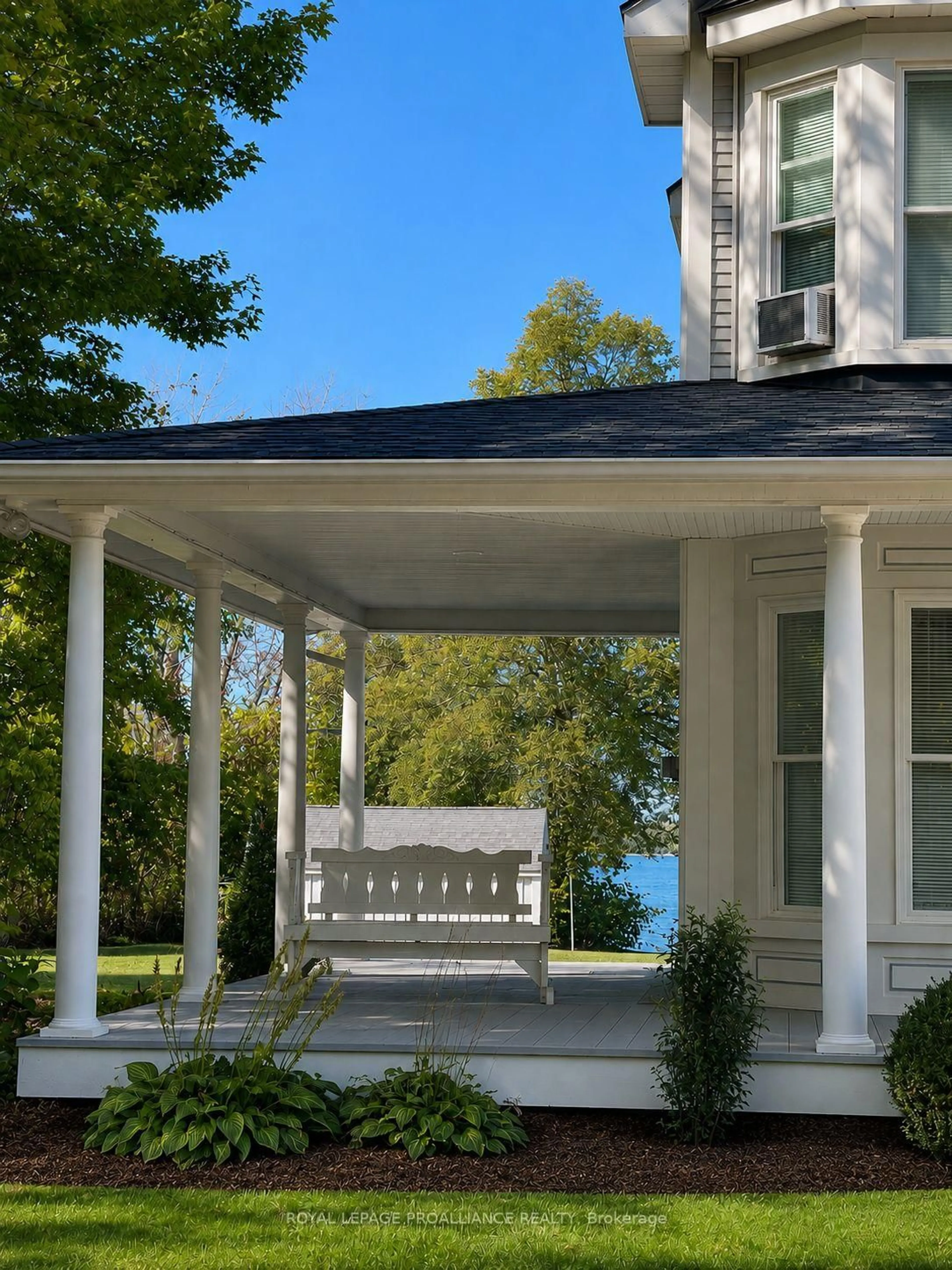 Home with vinyl exterior material, water/lake/river/ocean view for 25 Prinyers Cove Cres, Prince Edward County Ontario K0K 2T0