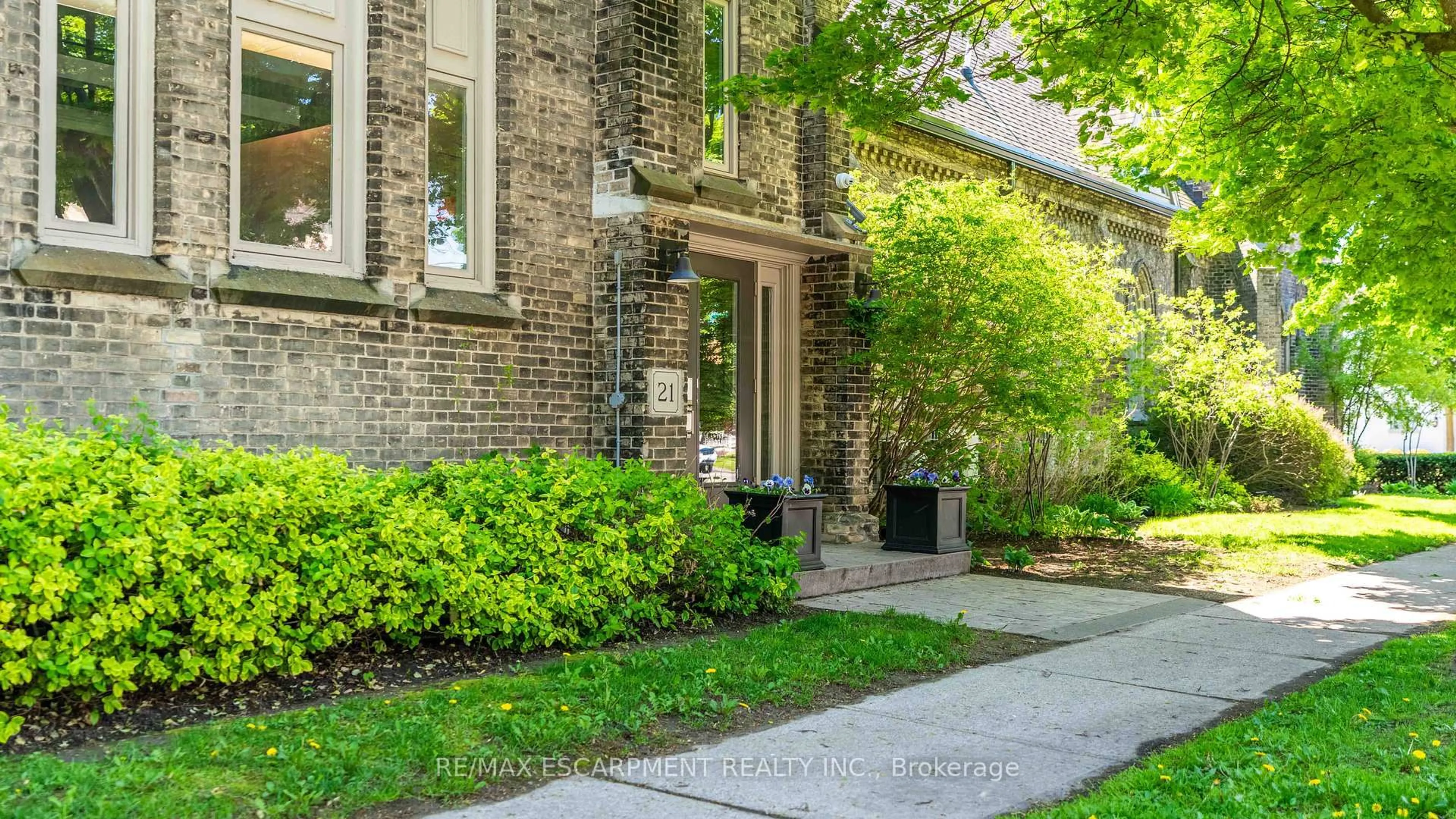 Unknown for 21 RICHMOND St #205, Brantford Ontario N3T 3X9