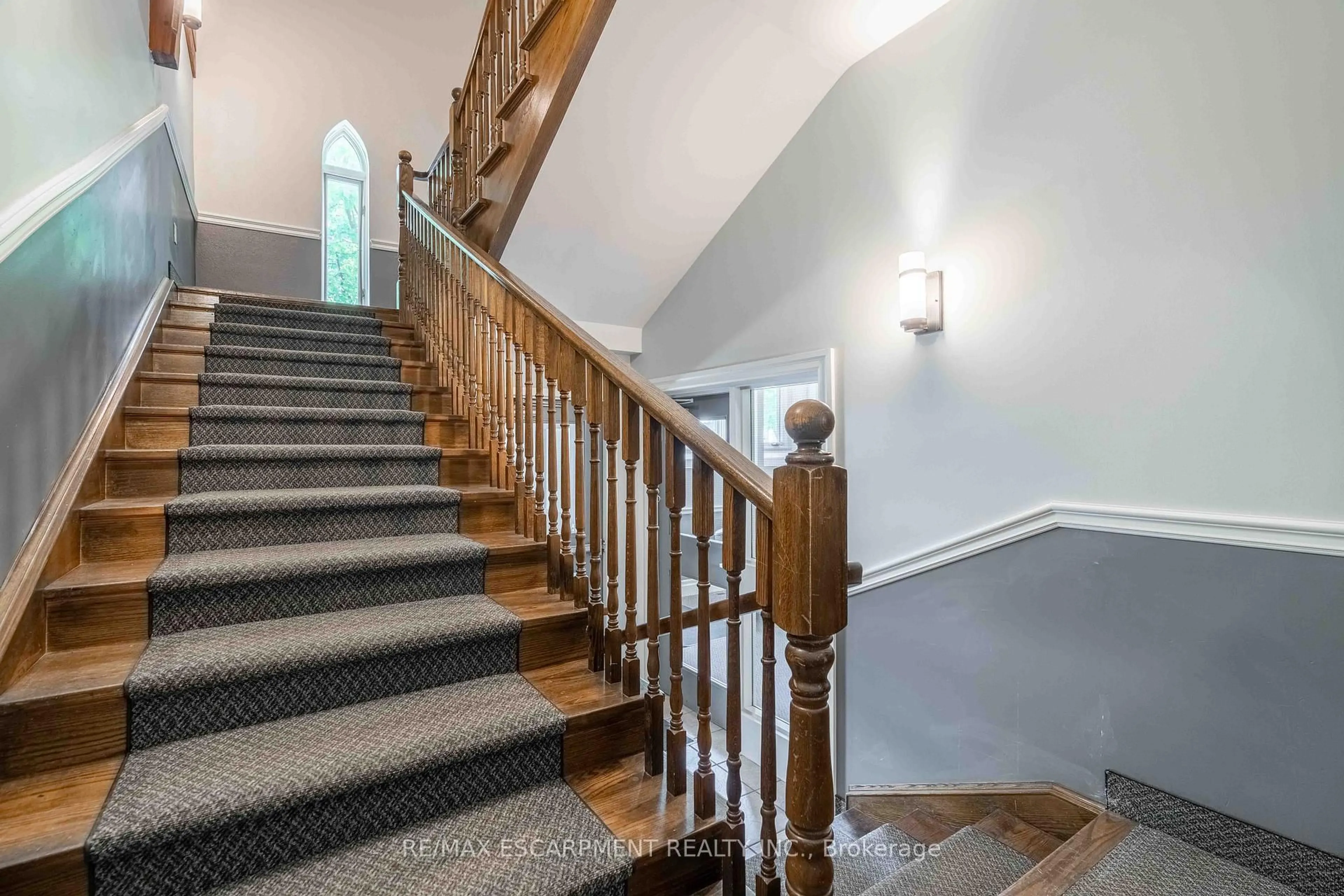 Unknown for 21 RICHMOND St #205, Brantford Ontario N3T 3X9