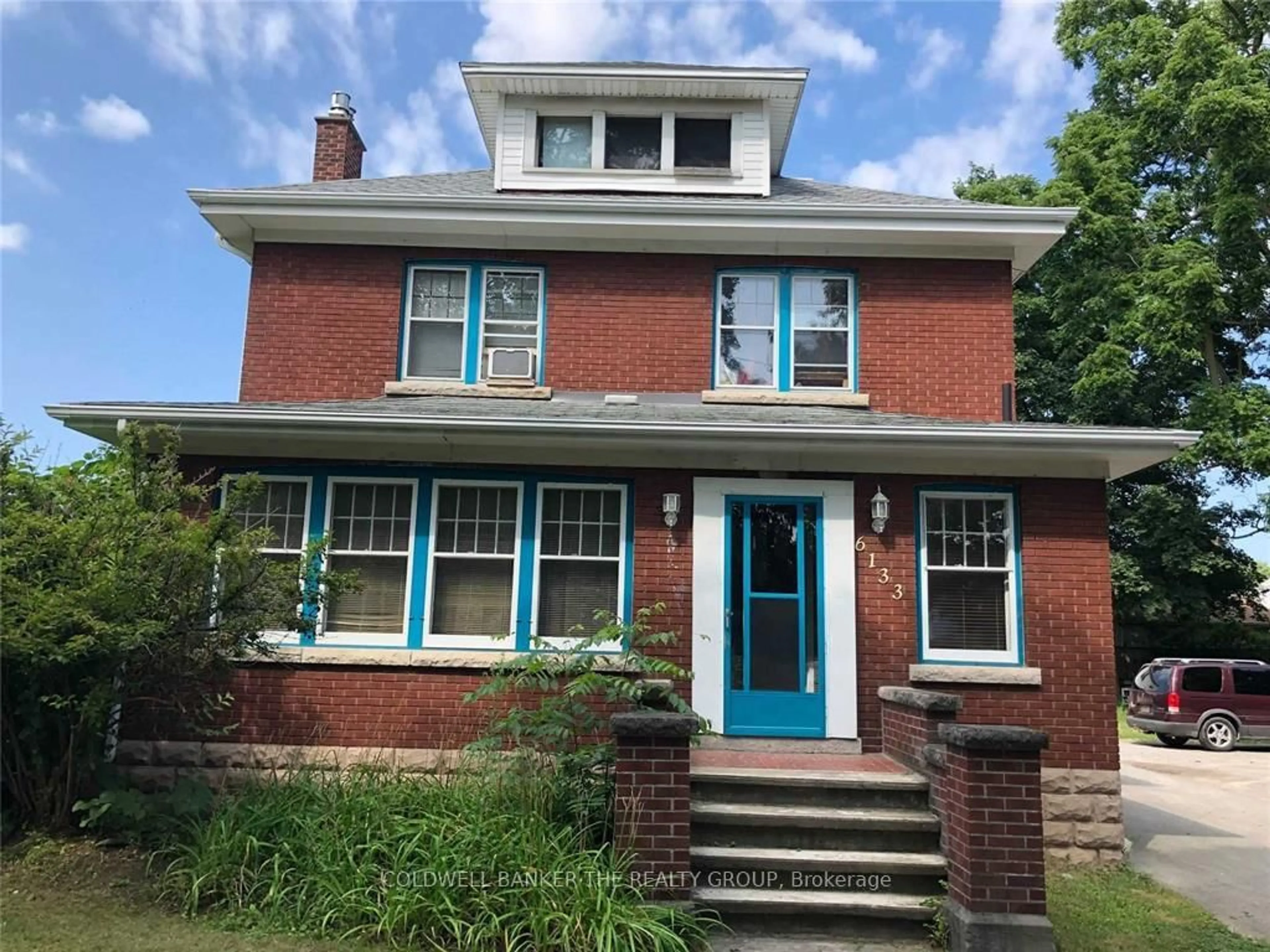 Home with brick exterior material, street for 6133 Drummond Dr, Niagara Falls Ontario L2G 4M3
