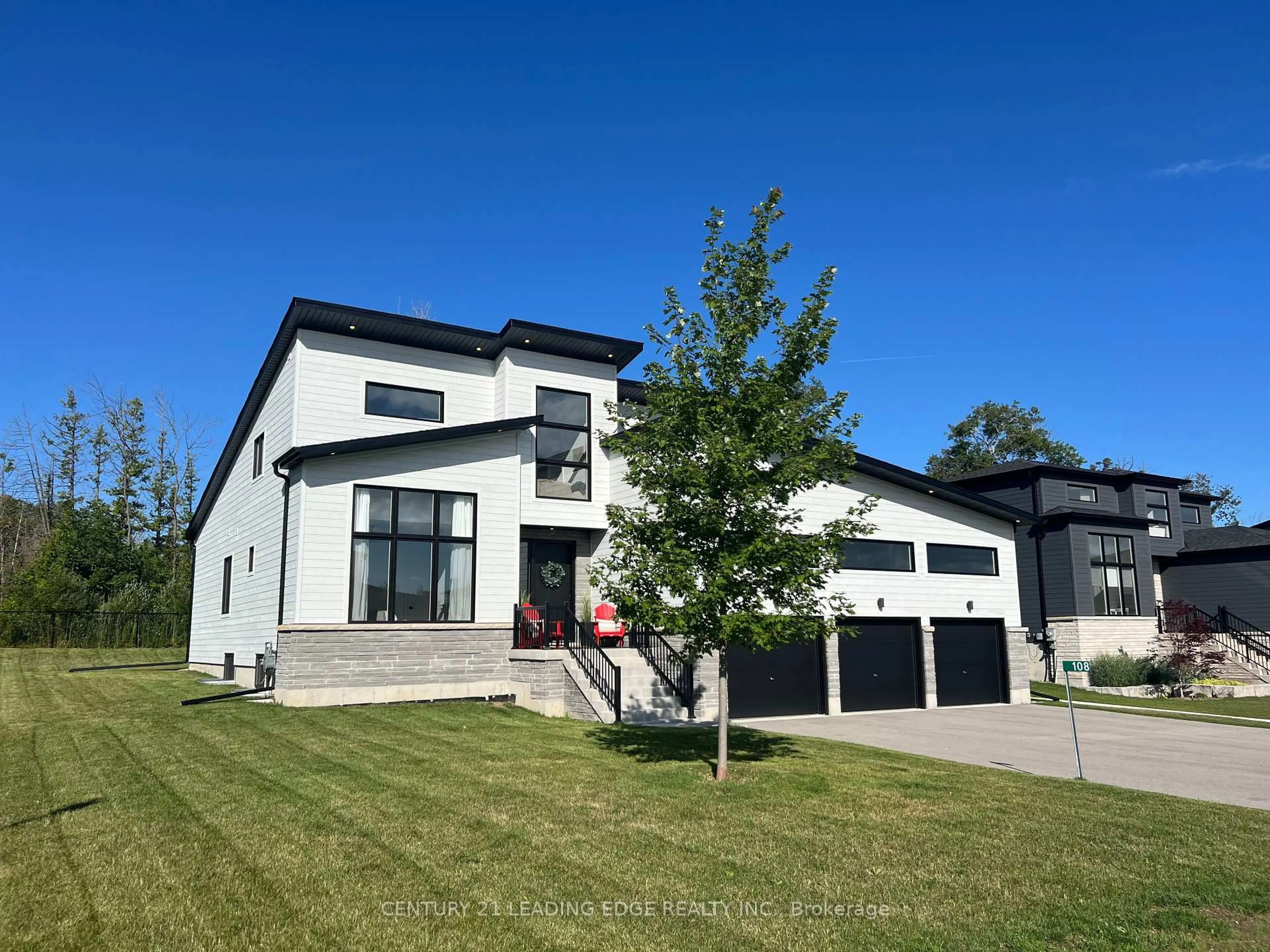 Home with brick exterior material, street for 108 Goldie Crt, Blue Mountains Ontario N0H 1J0