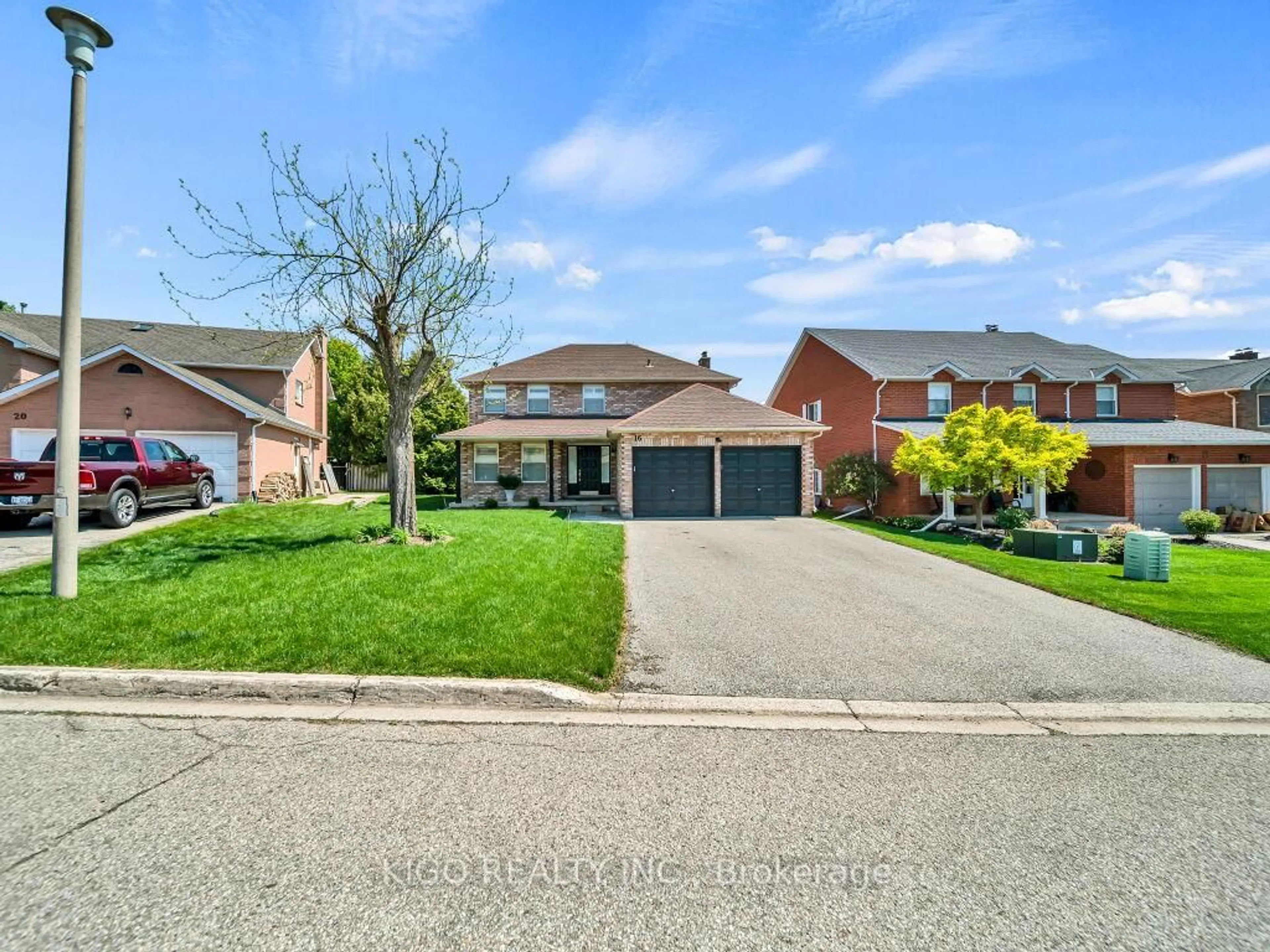 Home with brick exterior material, street for 16 GLENNIE Crt, Cambridge Ontario N1T 1L1