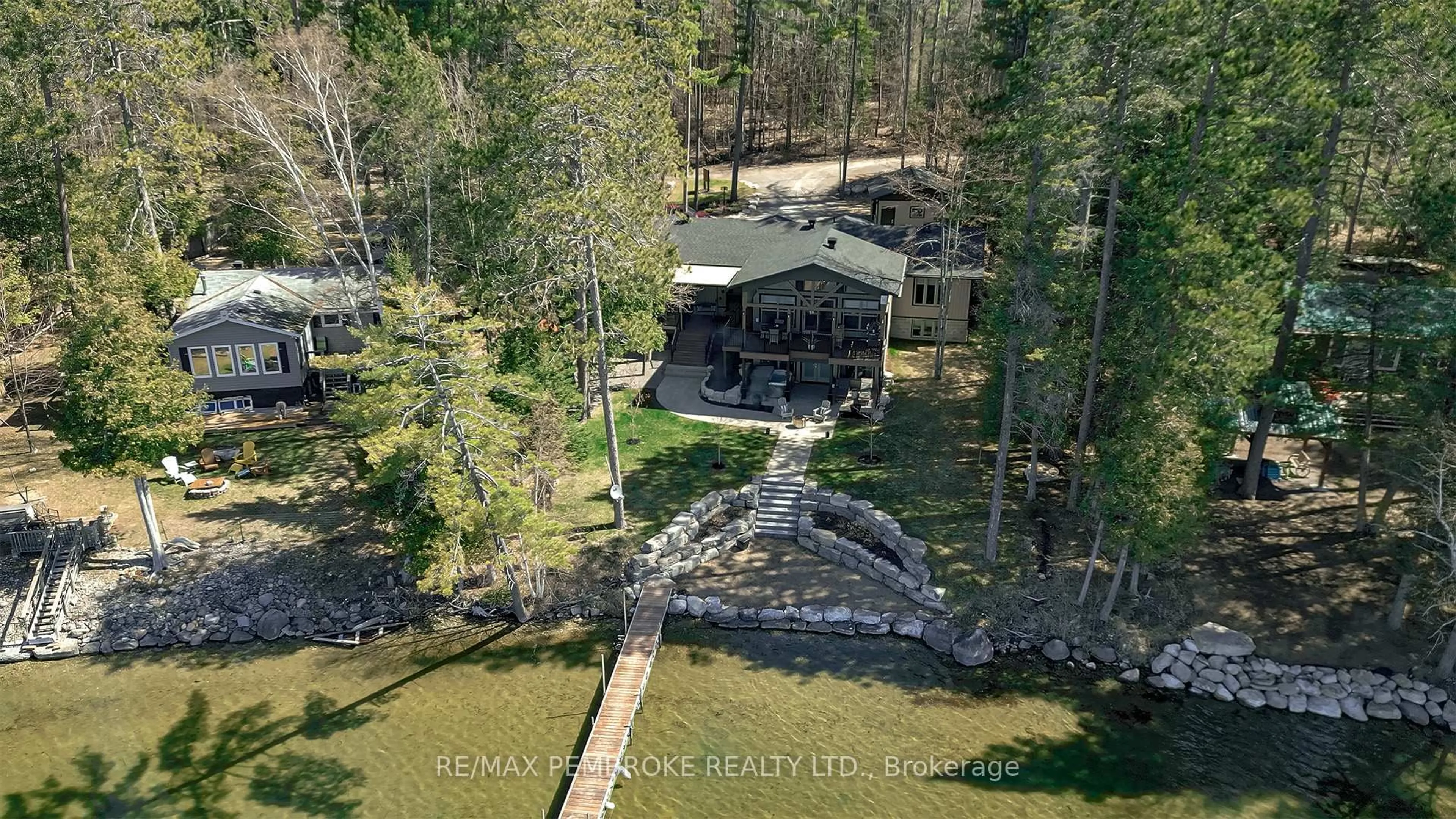 A pic from outside/outdoor area/front of a property/back of a property/a pic from drone, unknown for 299 Holiday Lane, Eganville Ontario K0J 1T0