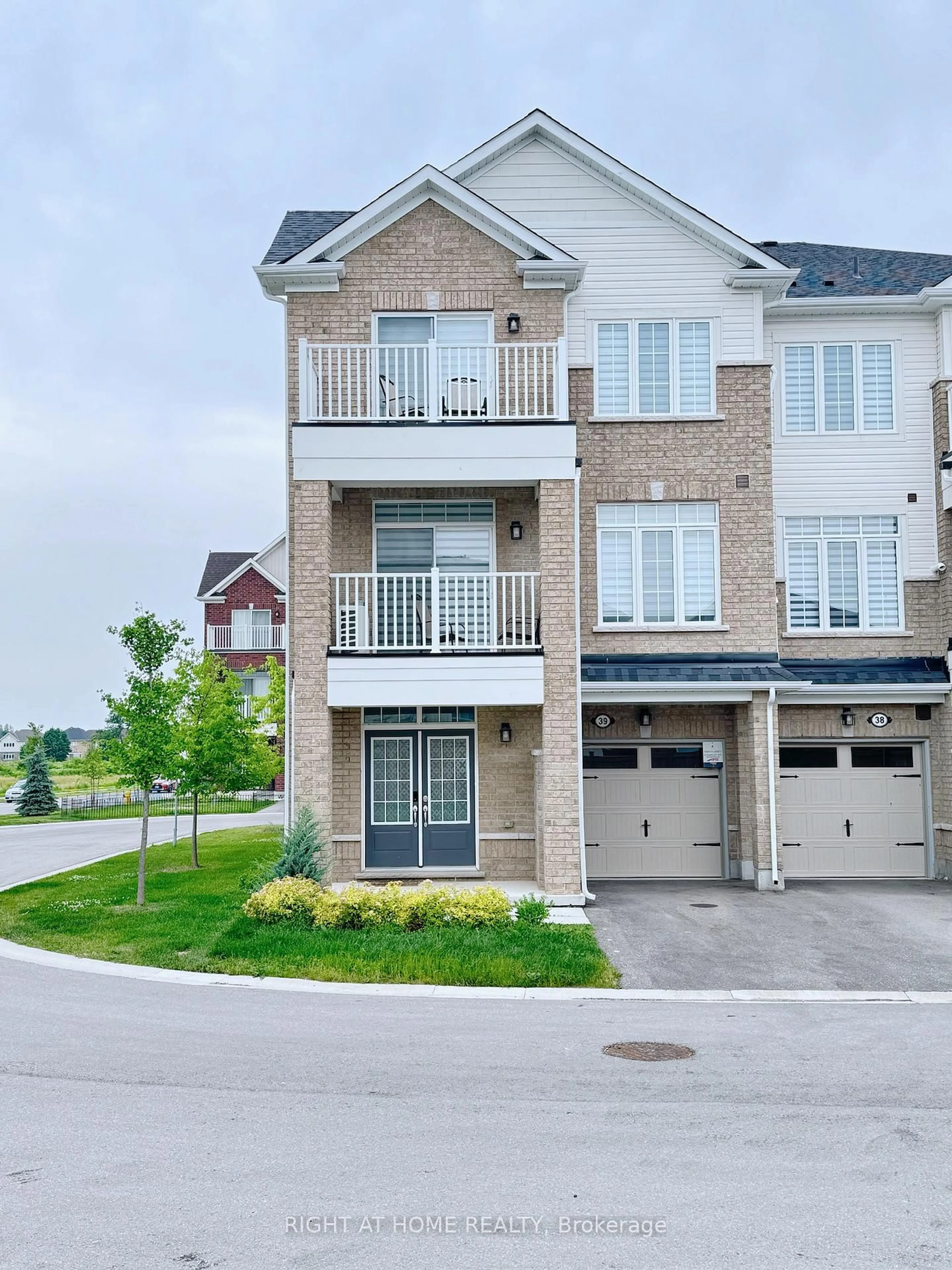 Unknown for 113 Hartley Ave #39, Brant Ontario N3L 0K8