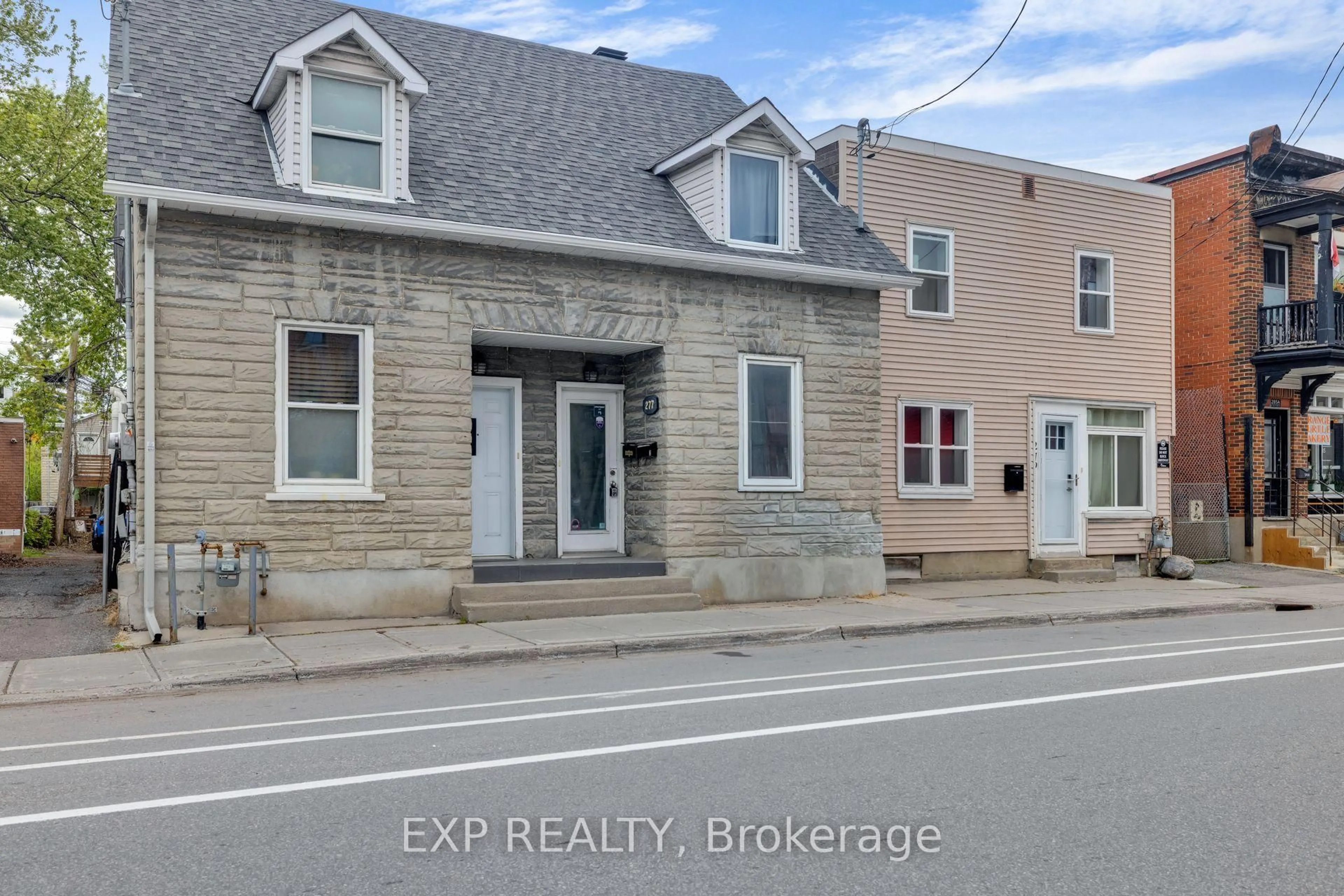 Unknown for 277 St Patrick St, Ottawa Ontario K1N 5K4