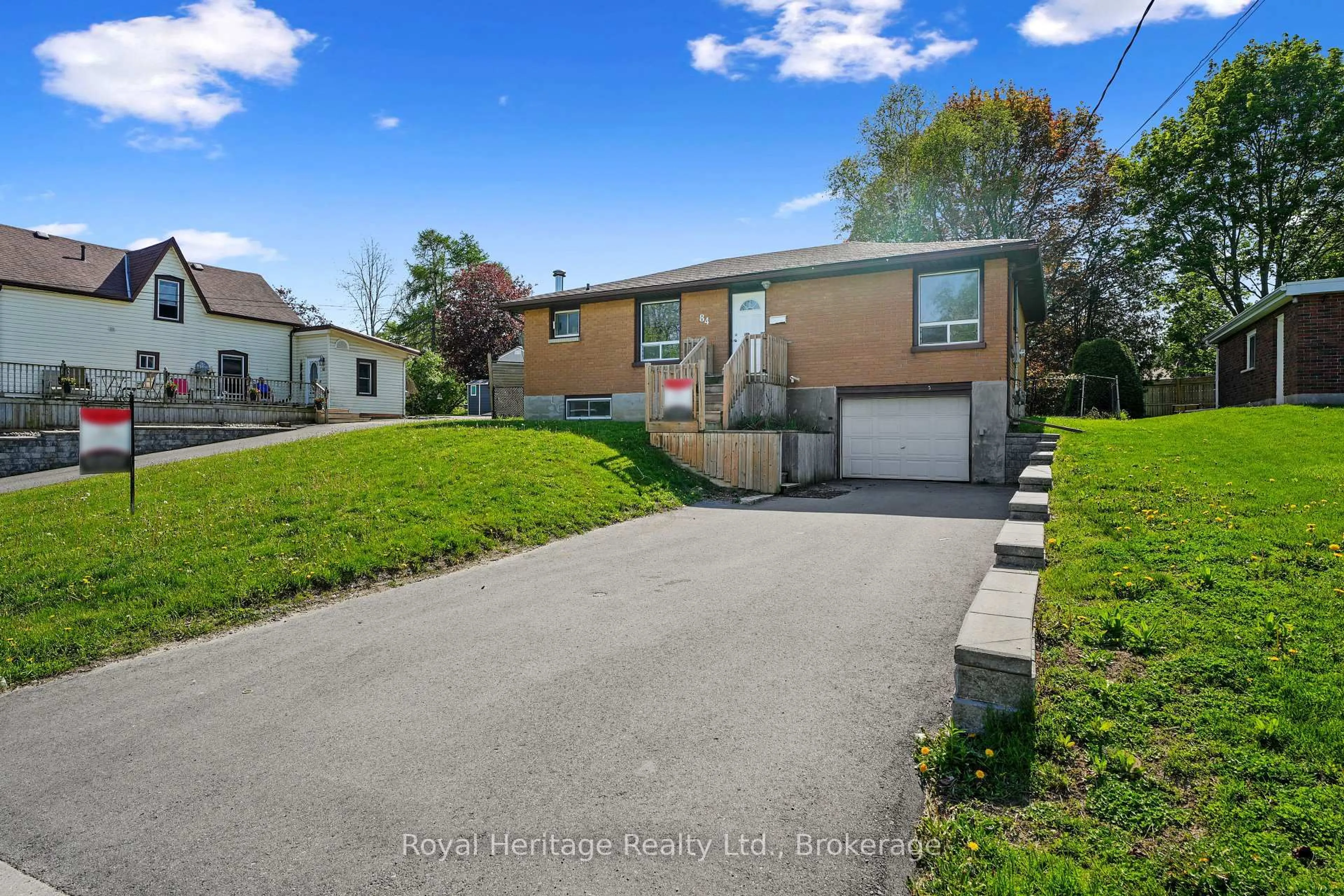 A pic from outside/outdoor area/front of a property/back of a property/a pic from drone, street for 84 Alice St, Brighton Ontario K0K 1H0