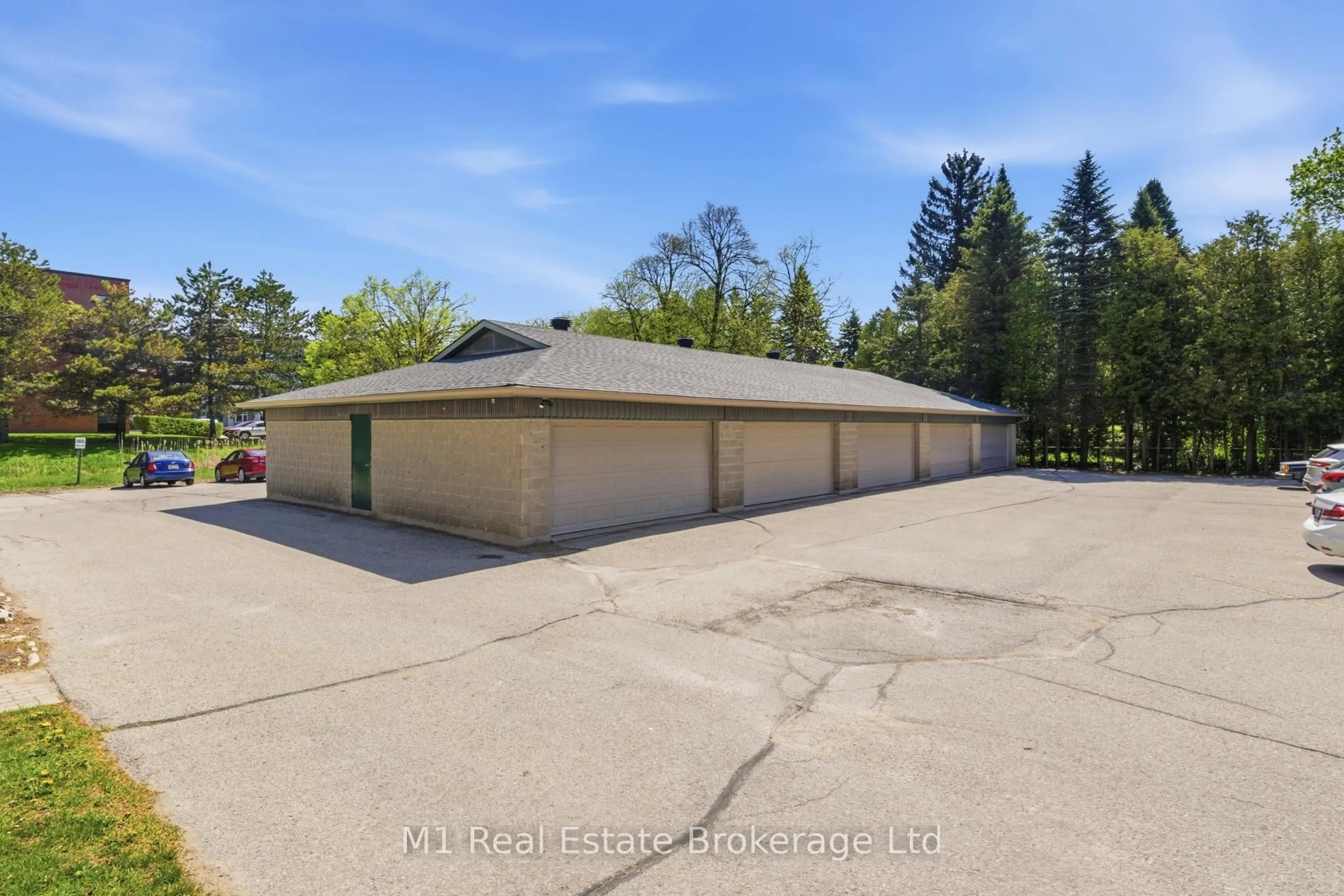 Unknown for 200 River St #402, Centre Wellington Ontario N1M 3H8