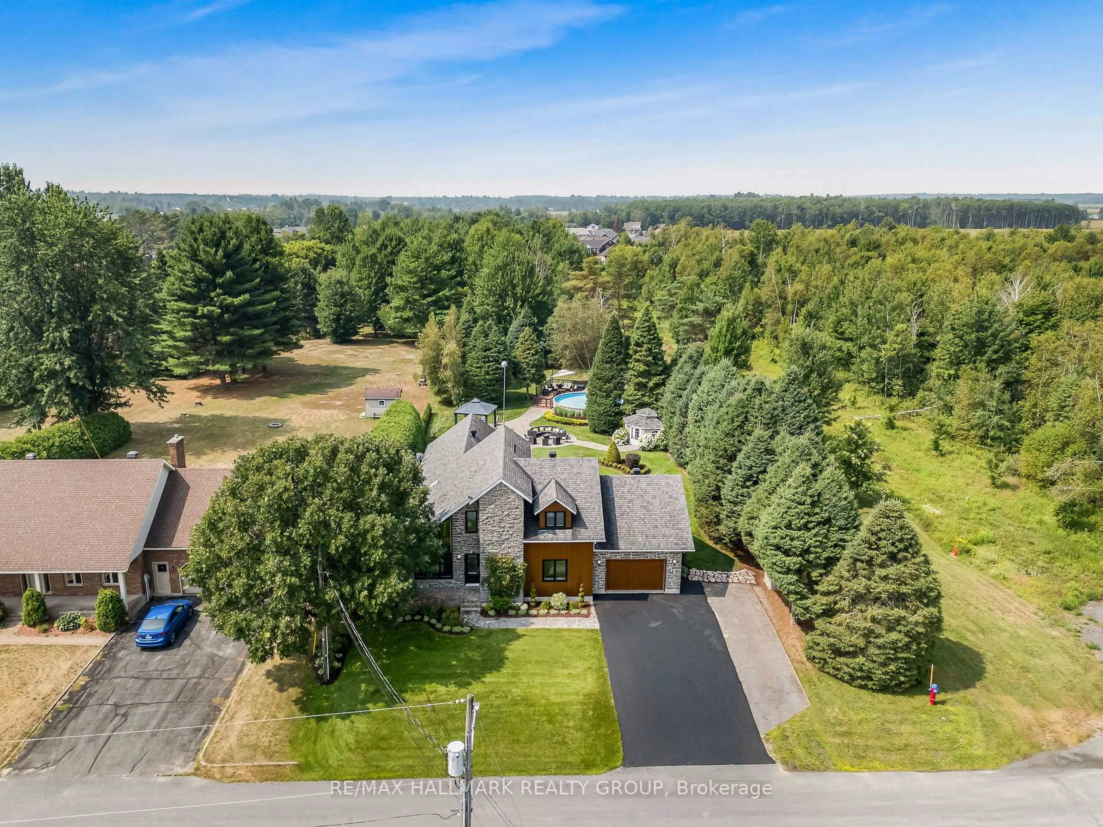 A pic from outside/outdoor area/front of a property/back of a property/a pic from drone, unknown for 85 LEDUC Rd, Alfred and Plantagenet Ontario K0B 1A0