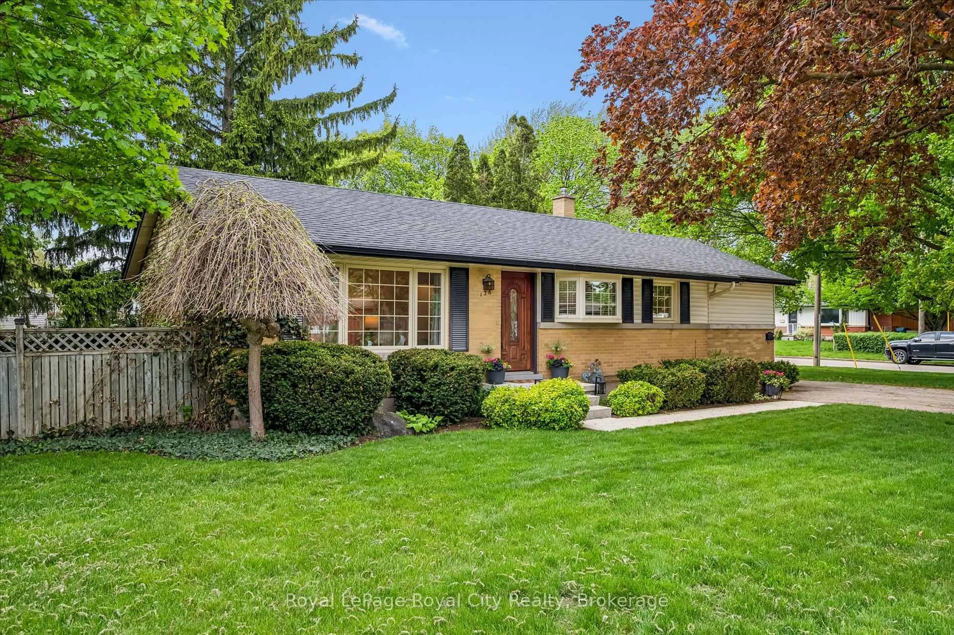 Home with vinyl exterior material, street for 136 Emma St, Guelph Ontario N1E 1V3