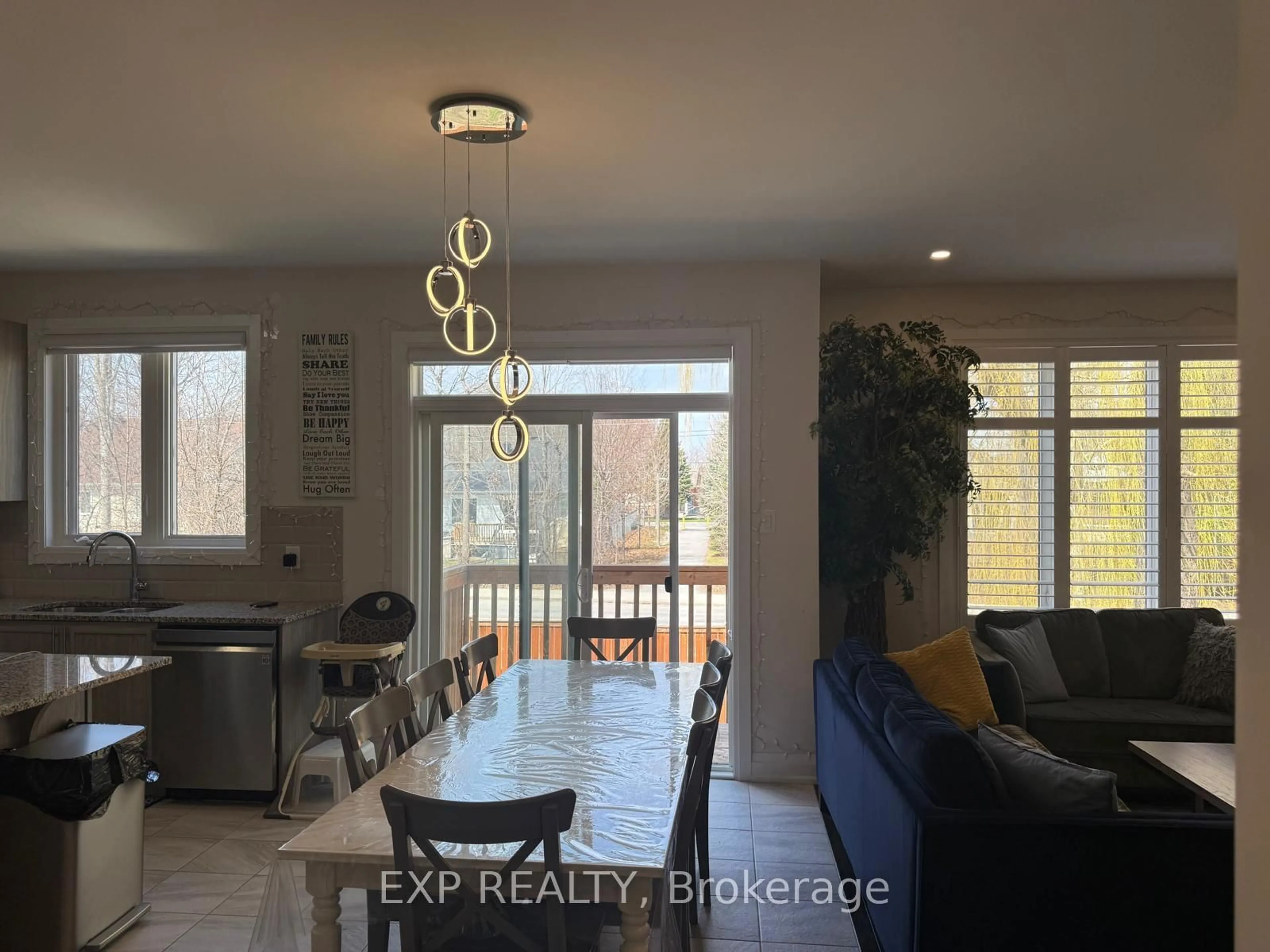 Unknown for 138 RYLAND St, Ottawa Ontario K2J 6R1