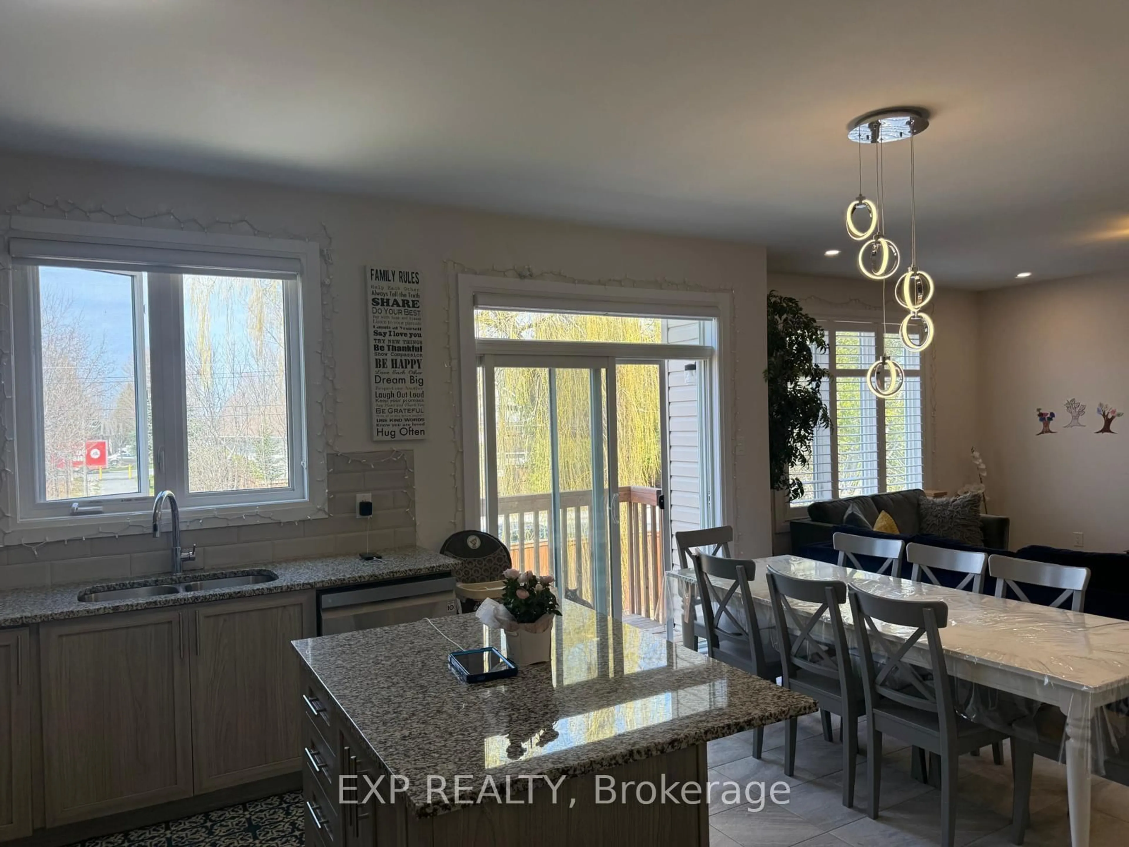 Open concept kitchen, unknown for 138 RYLAND St, Ottawa Ontario K2J 6R1
