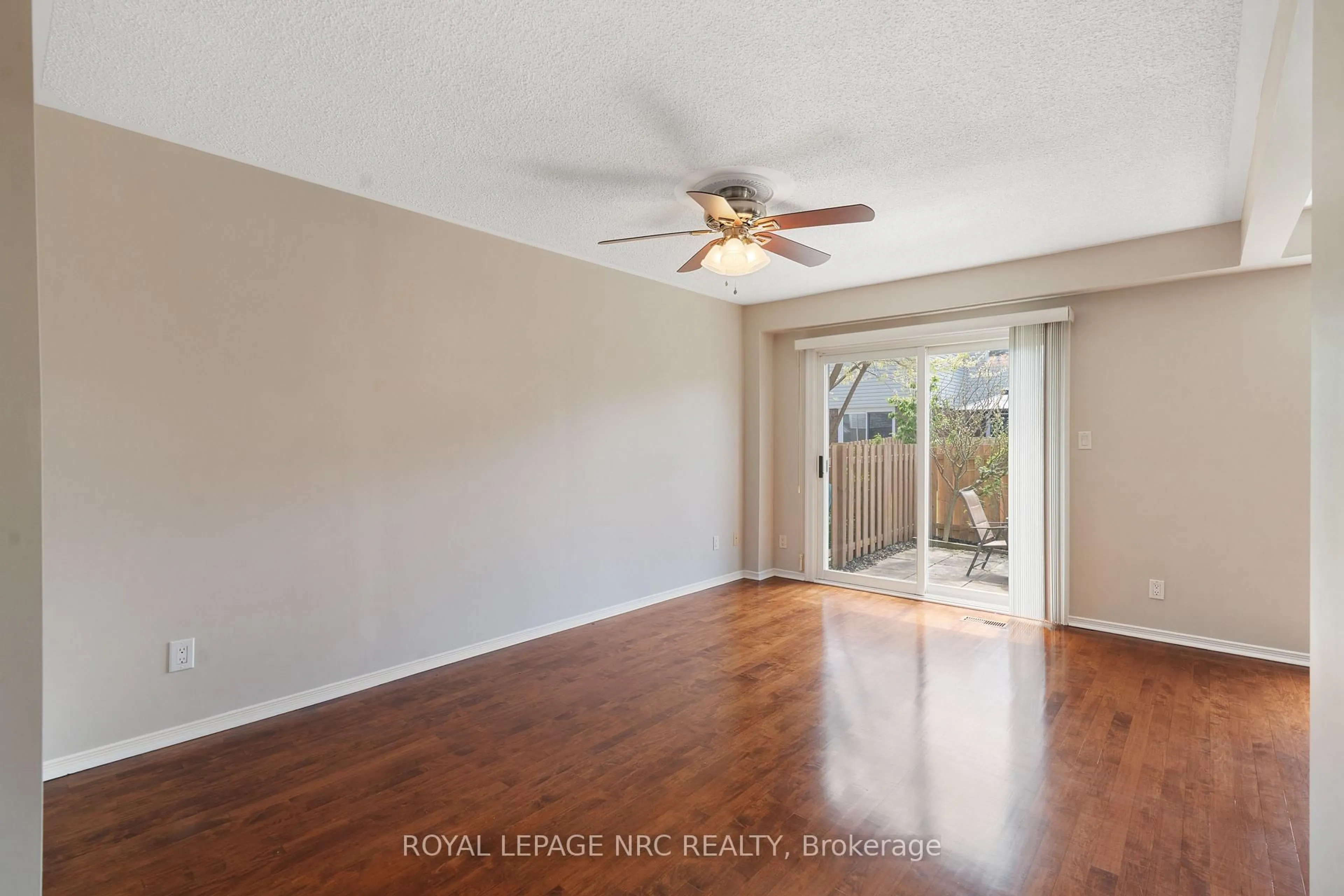 A pic of a room for 286 Cushman Rd #81, St. Catharines Ontario L2M 6Z2