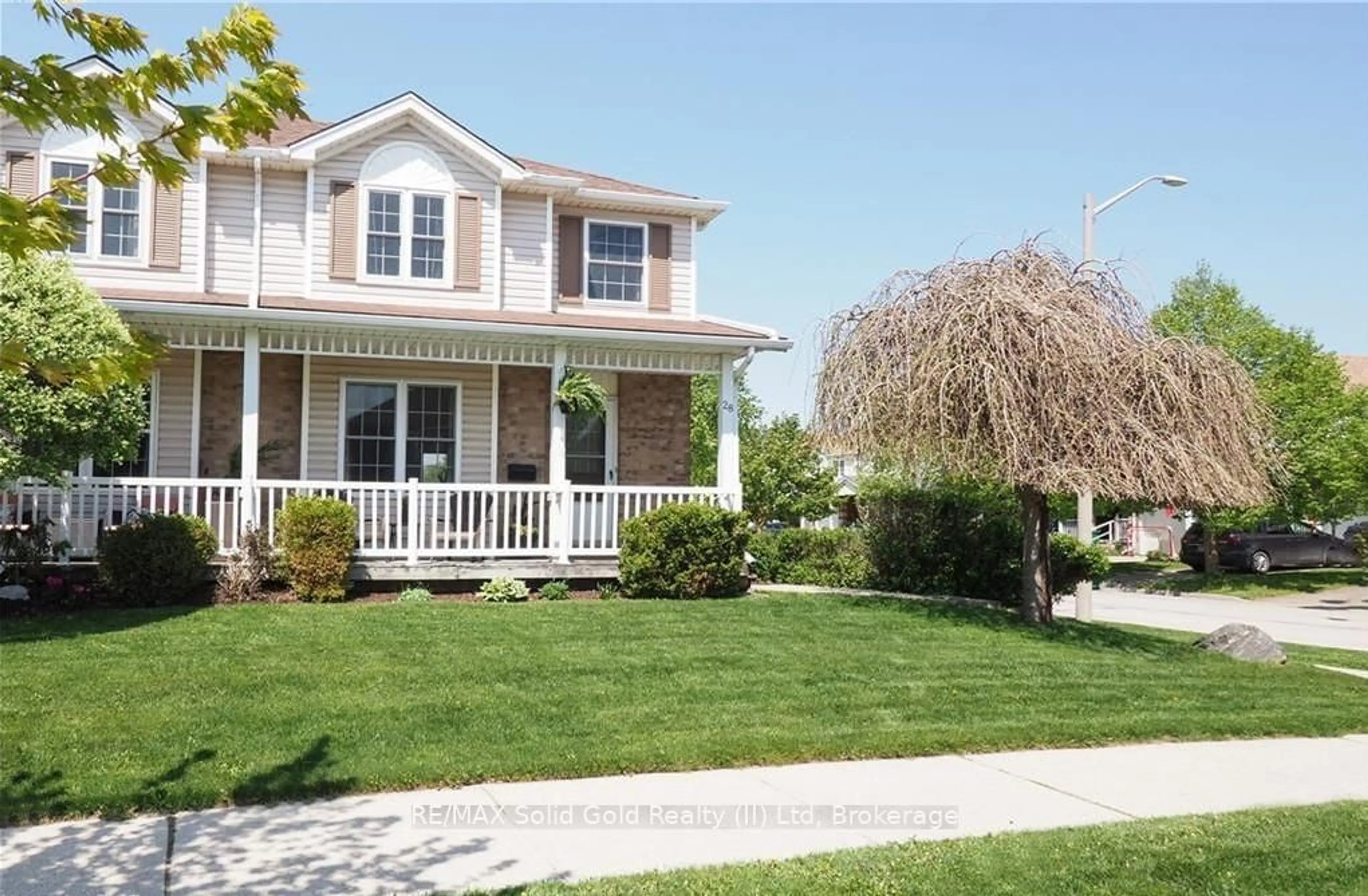 Home with vinyl exterior material, street for 28 Bristow Creek Elmira Dr, Woolwich Ontario N3B 3K6