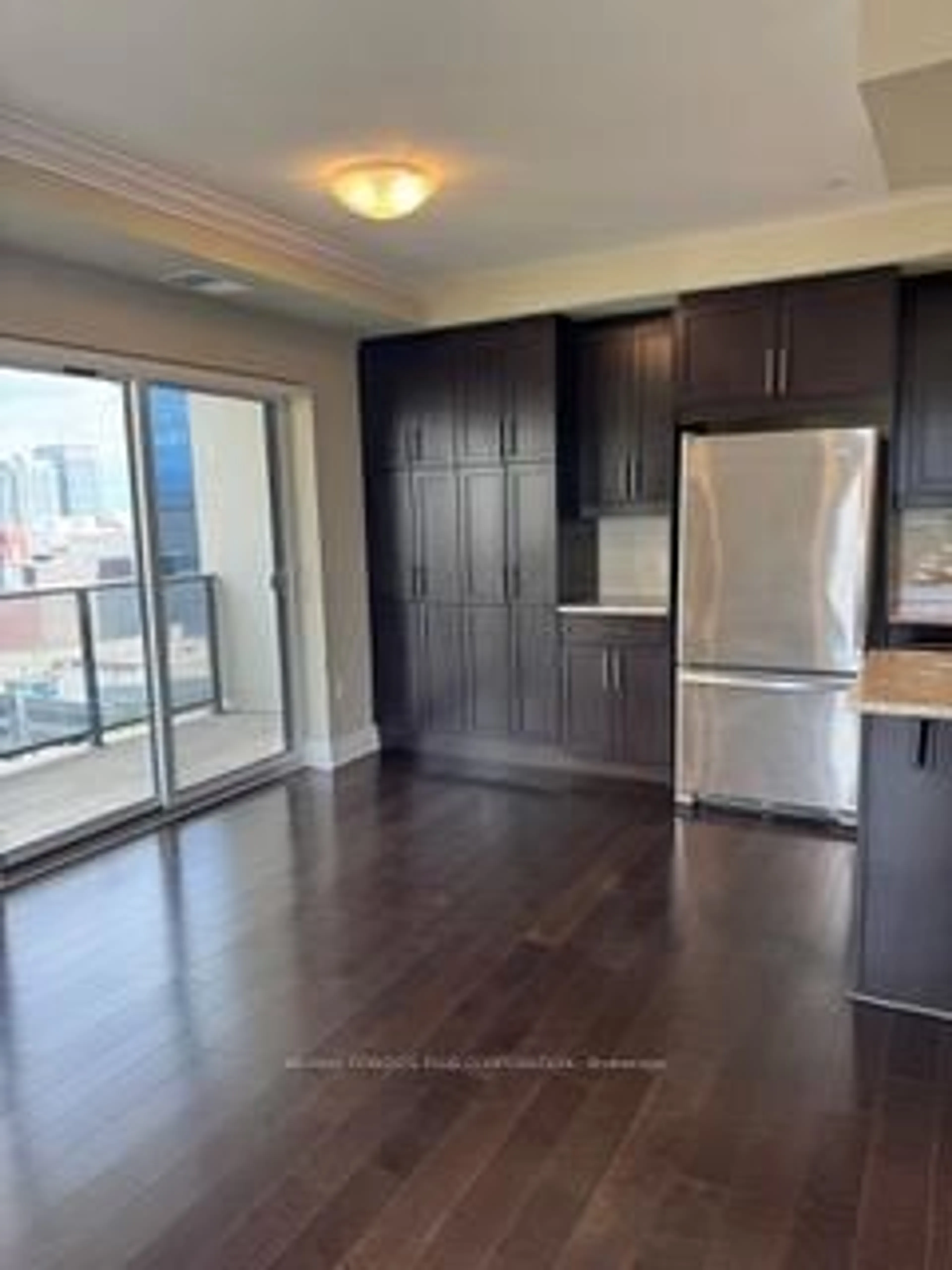 Unknown for 505 Talbot St #1104, London East Ontario N6A 2S6