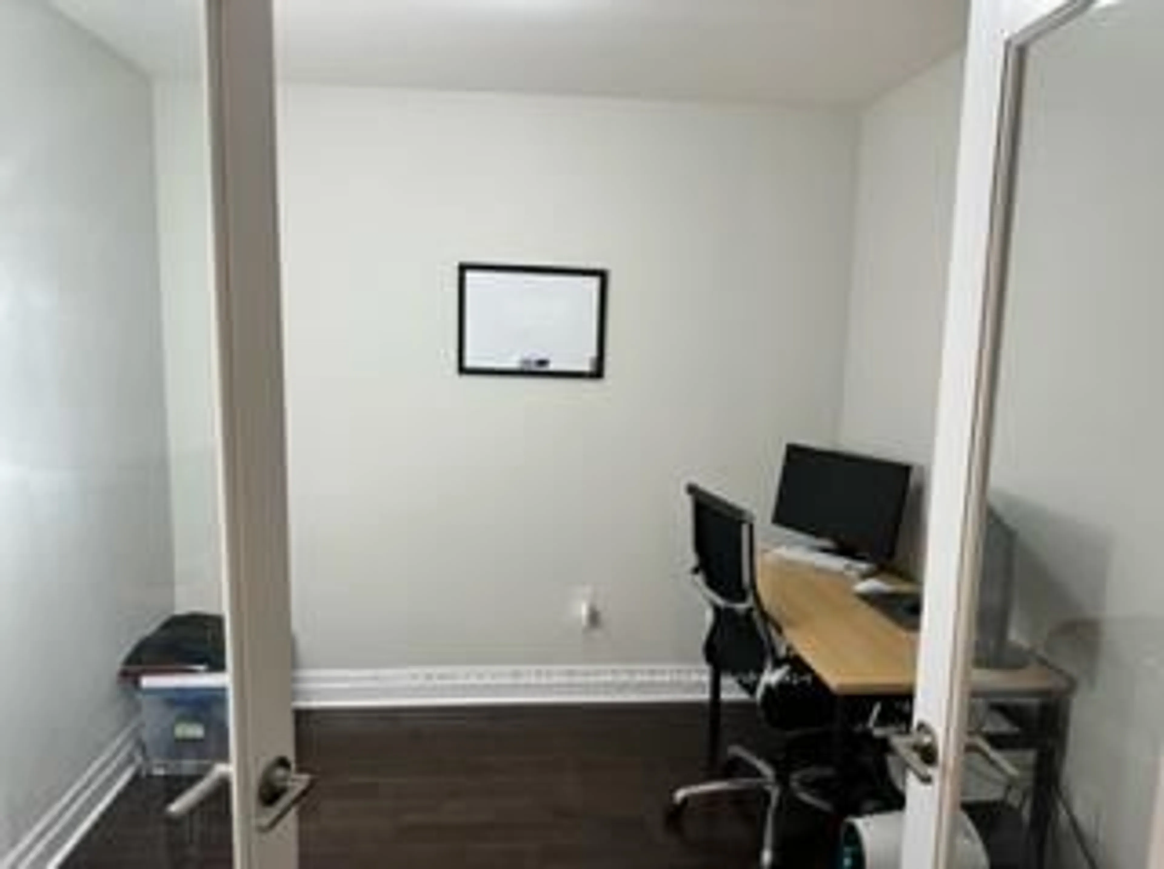 A pic of a room for 505 Talbot St #1104, London East Ontario N6A 2S6
