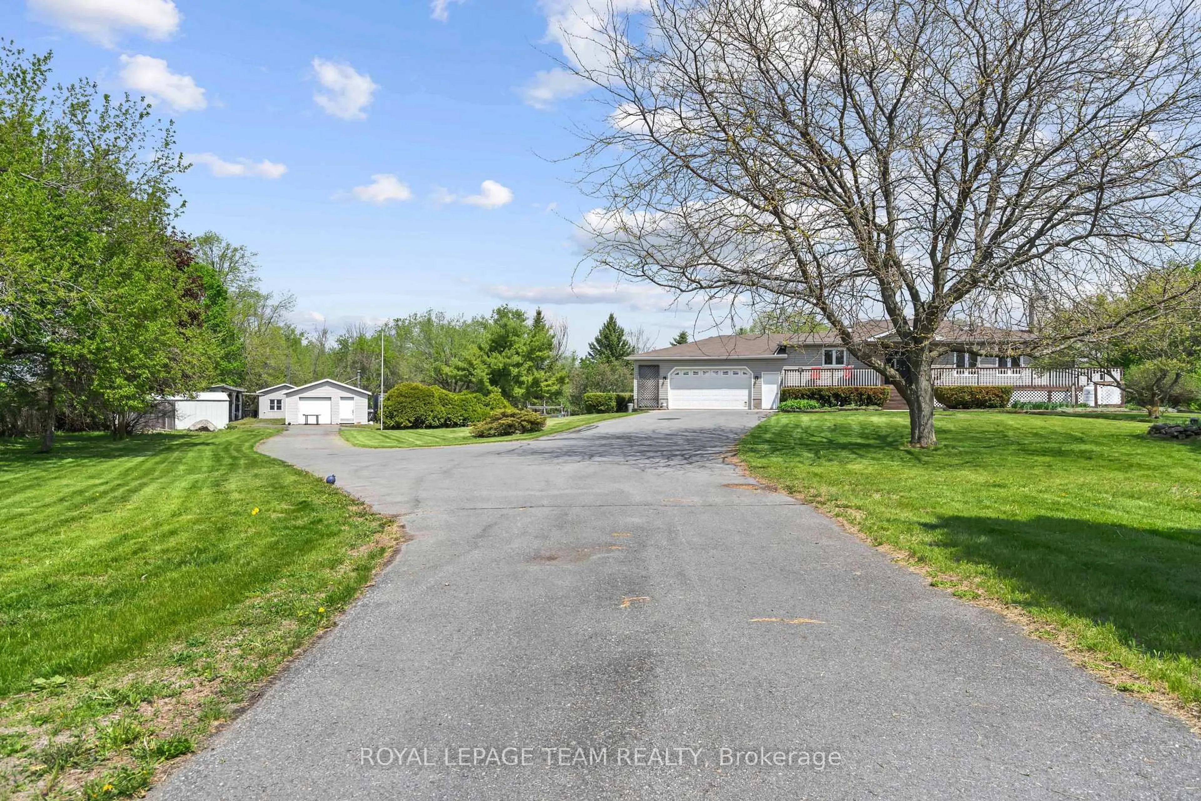 A pic from outside/outdoor area/front of a property/back of a property/a pic from drone, street for 13531 Grantley Rd, South Dundas Ontario K0C 1H0