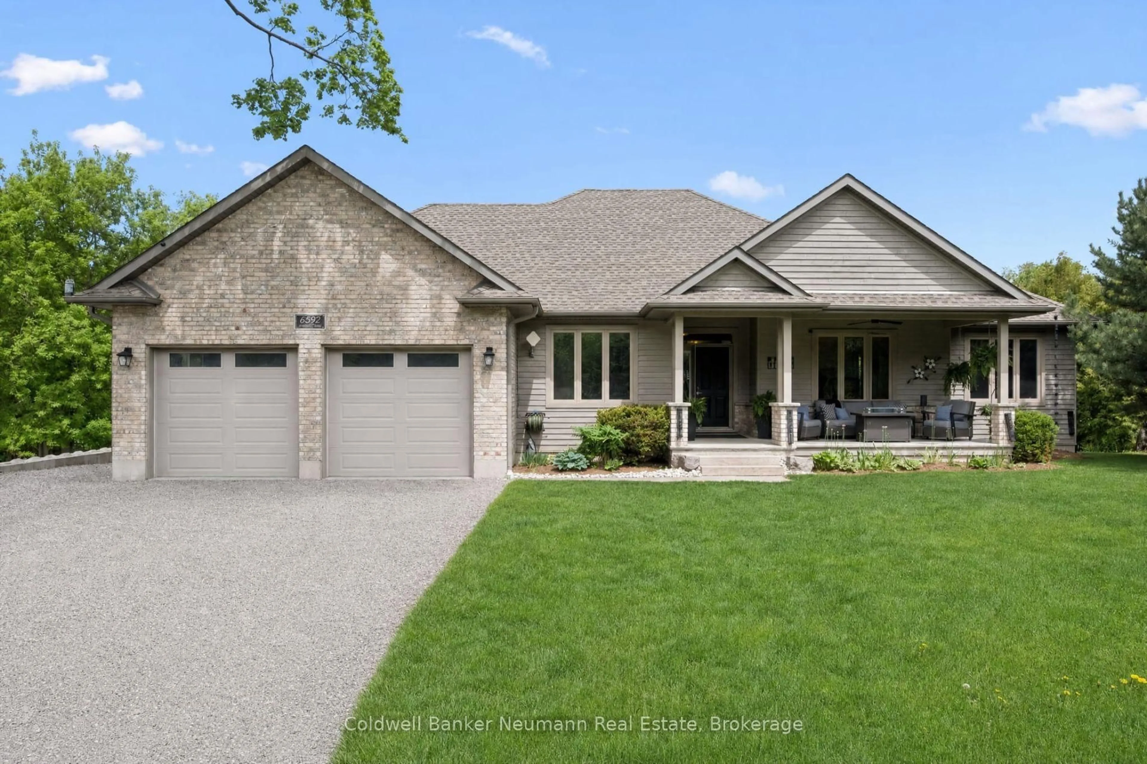 Home with brick exterior material, street for 6592 Forestell Rd, Puslinch Ontario N1H 6J3