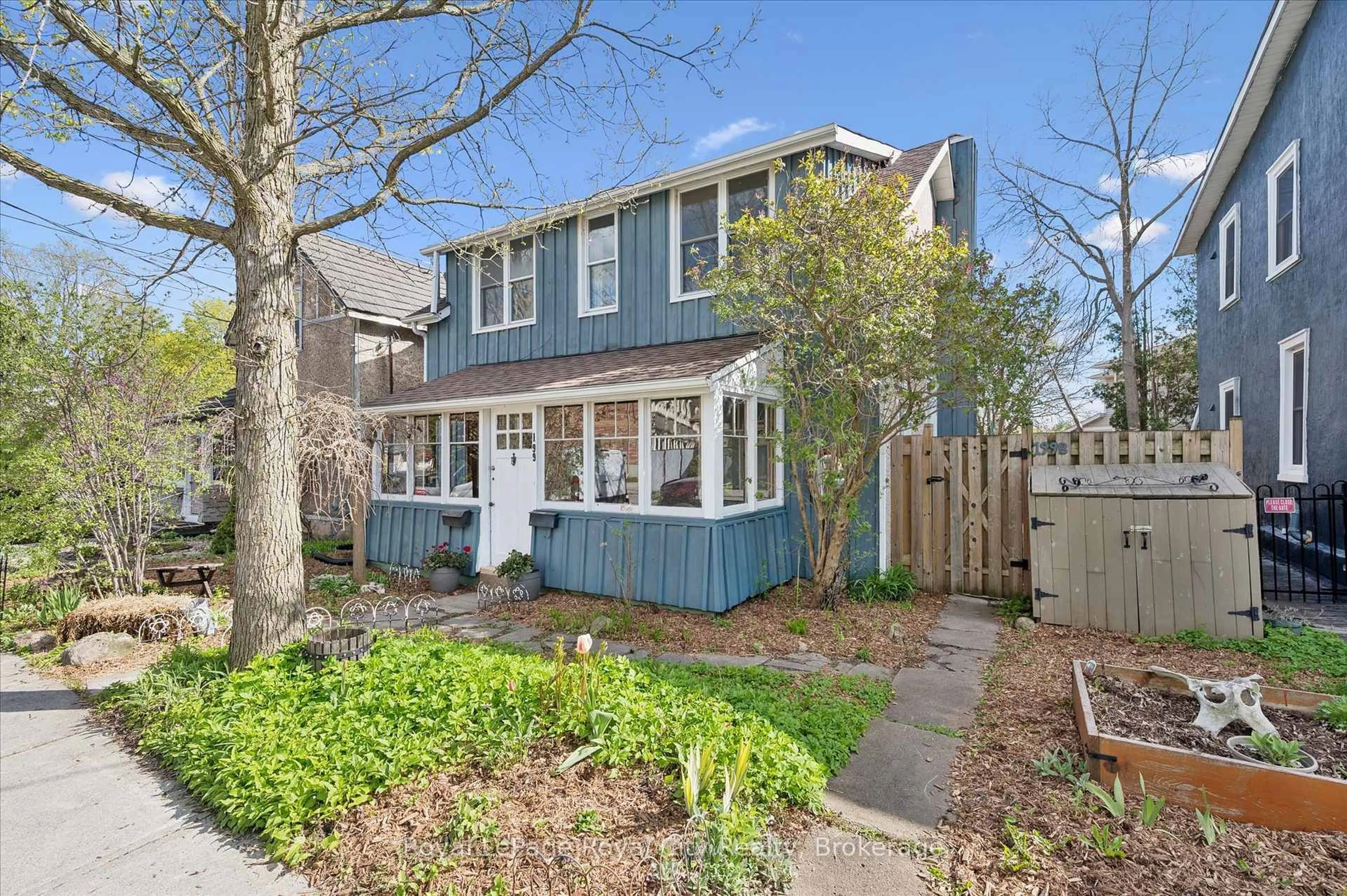 Home with vinyl exterior material, street for 199 Neeve St, Guelph Ontario N1E 5S5