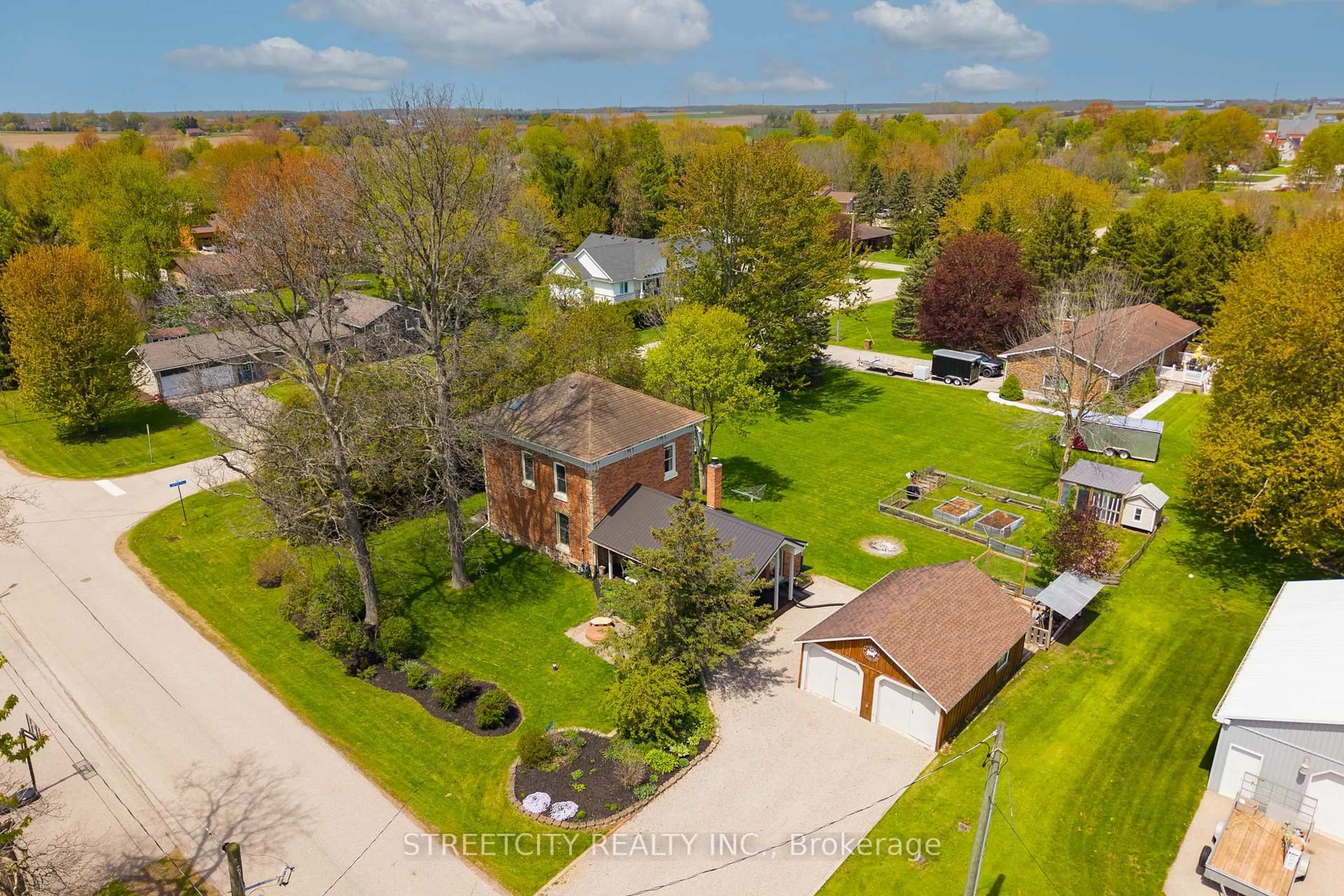 A pic from outside/outdoor area/front of a property/back of a property/a pic from drone, street for 51184 Ashton St, Malahide Ontario N0L 2J0