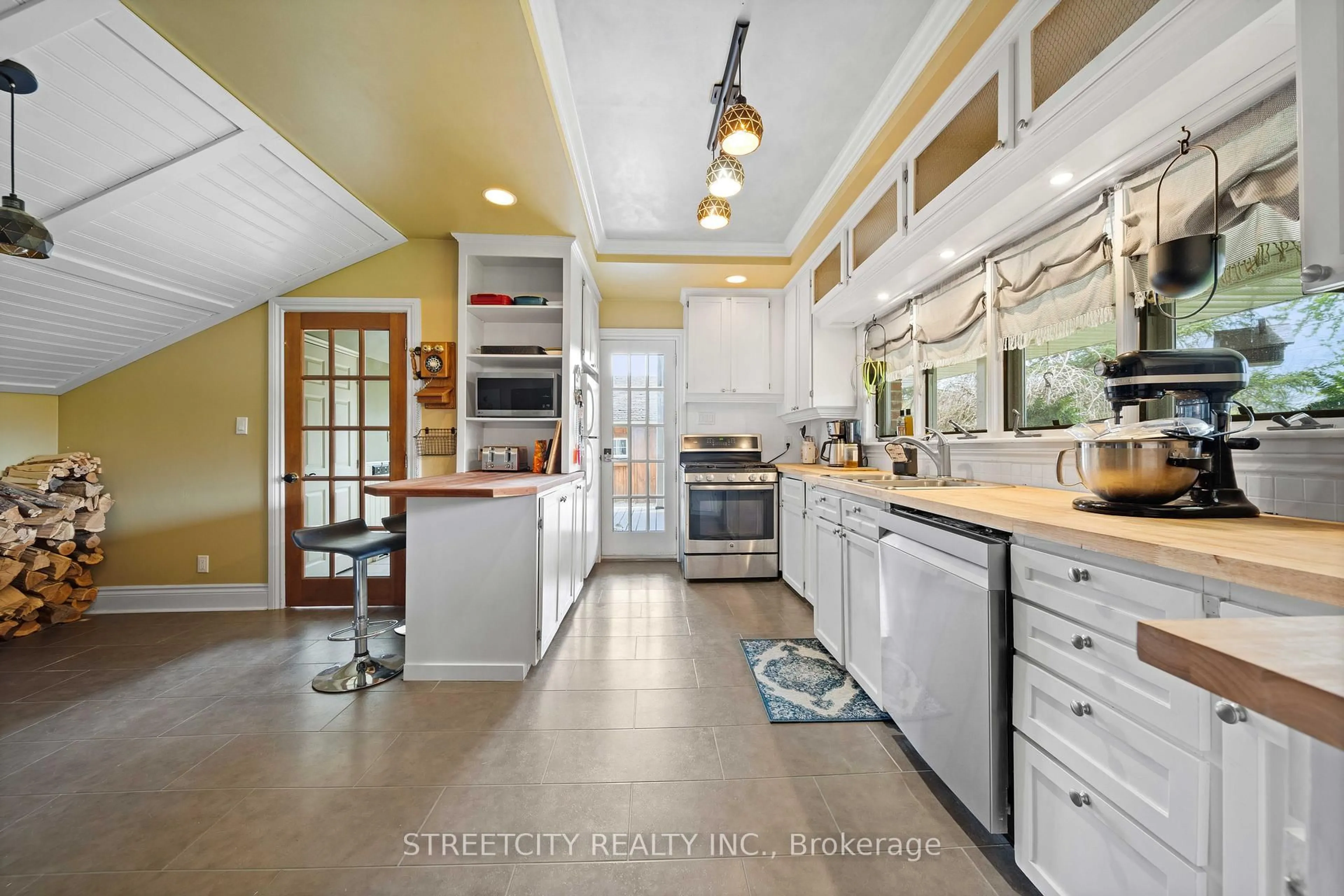 Contemporary kitchen, ceramic/tile floor for 51184 Ashton St, Malahide Ontario N0L 2J0