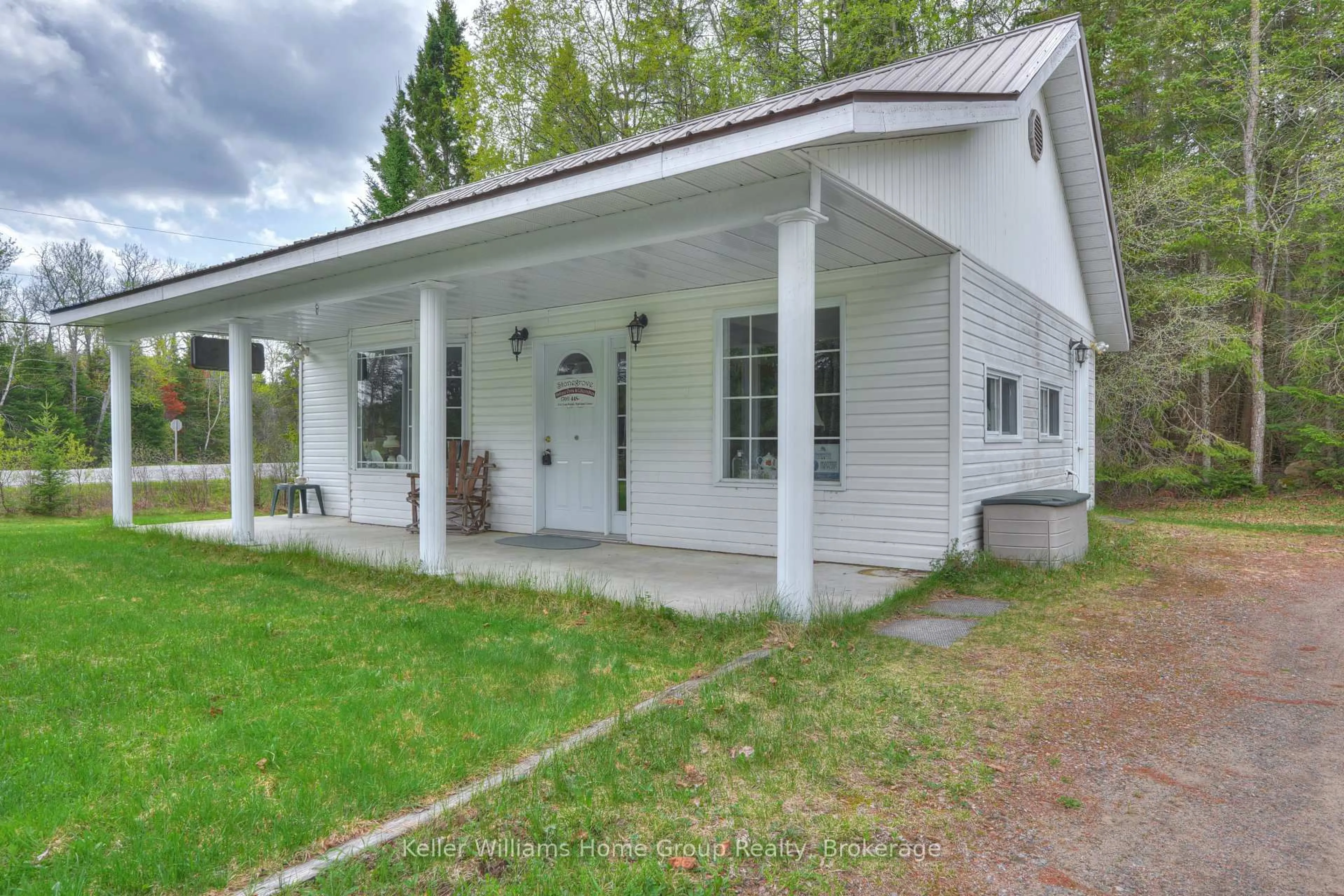 Unknown for 5311 Loop Rd, Highlands East Ontario K0L 2A0