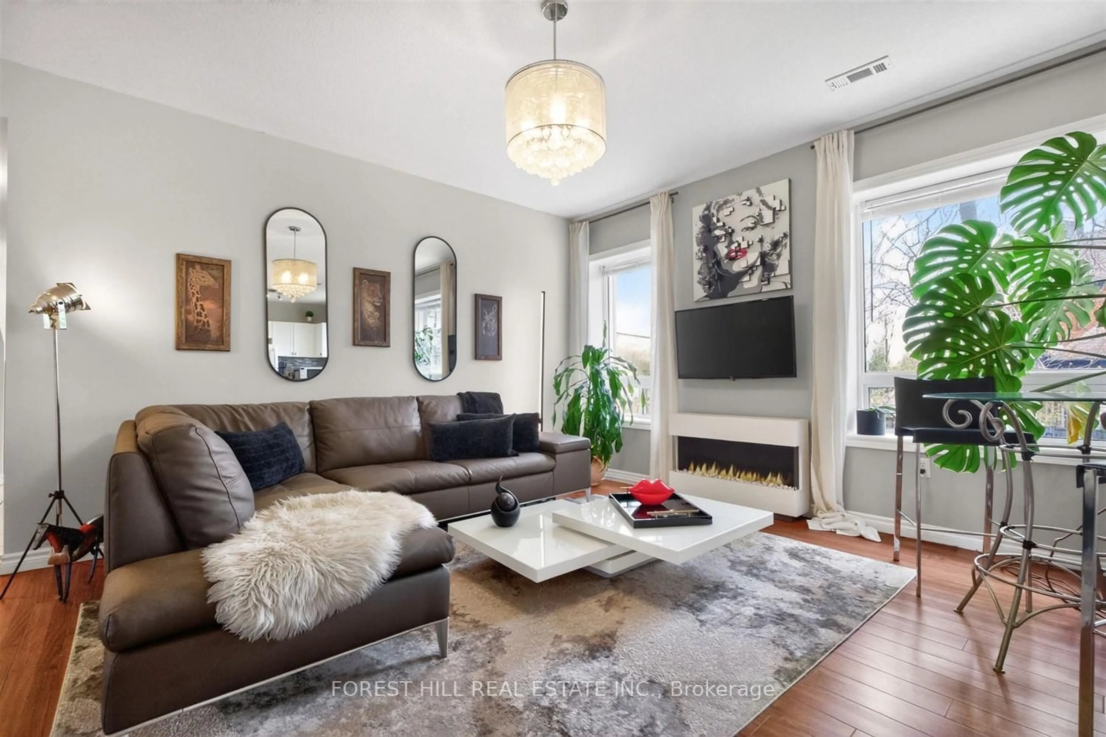 Living room with furniture, unknown for 9 Sherman Ave #3, Hamilton Ontario L8M 2P5
