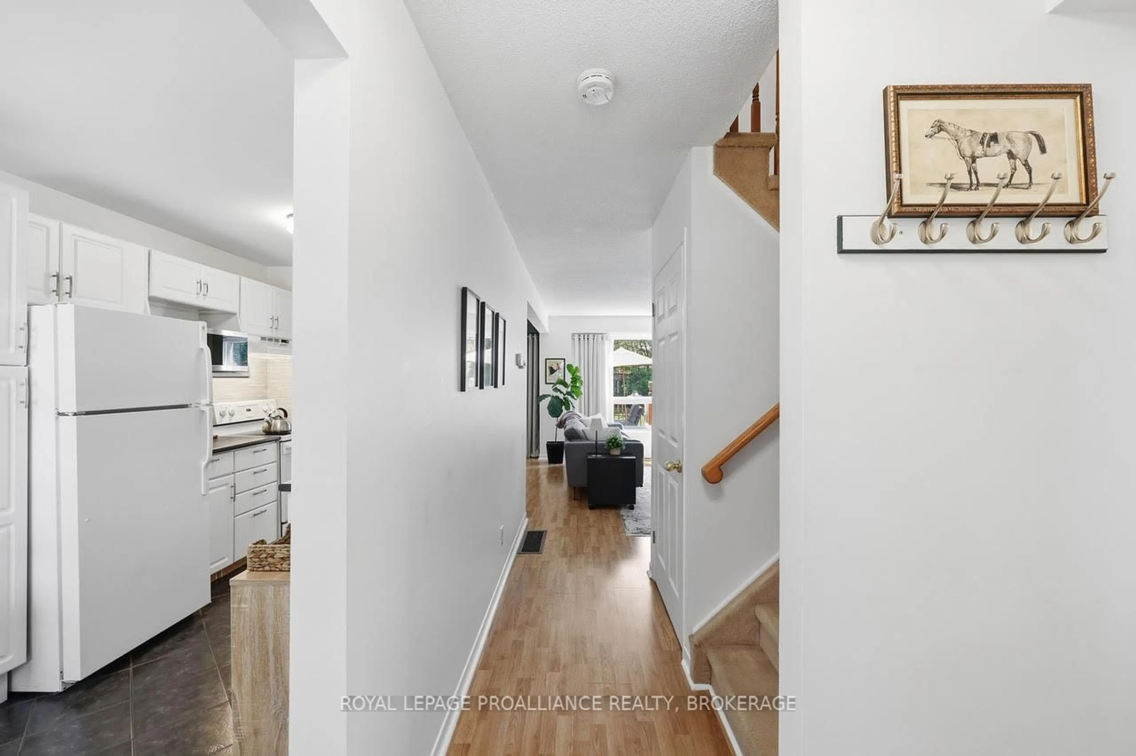 Indoor entryway for 30 Barker Dr, Kingston Ontario K7K 6X6