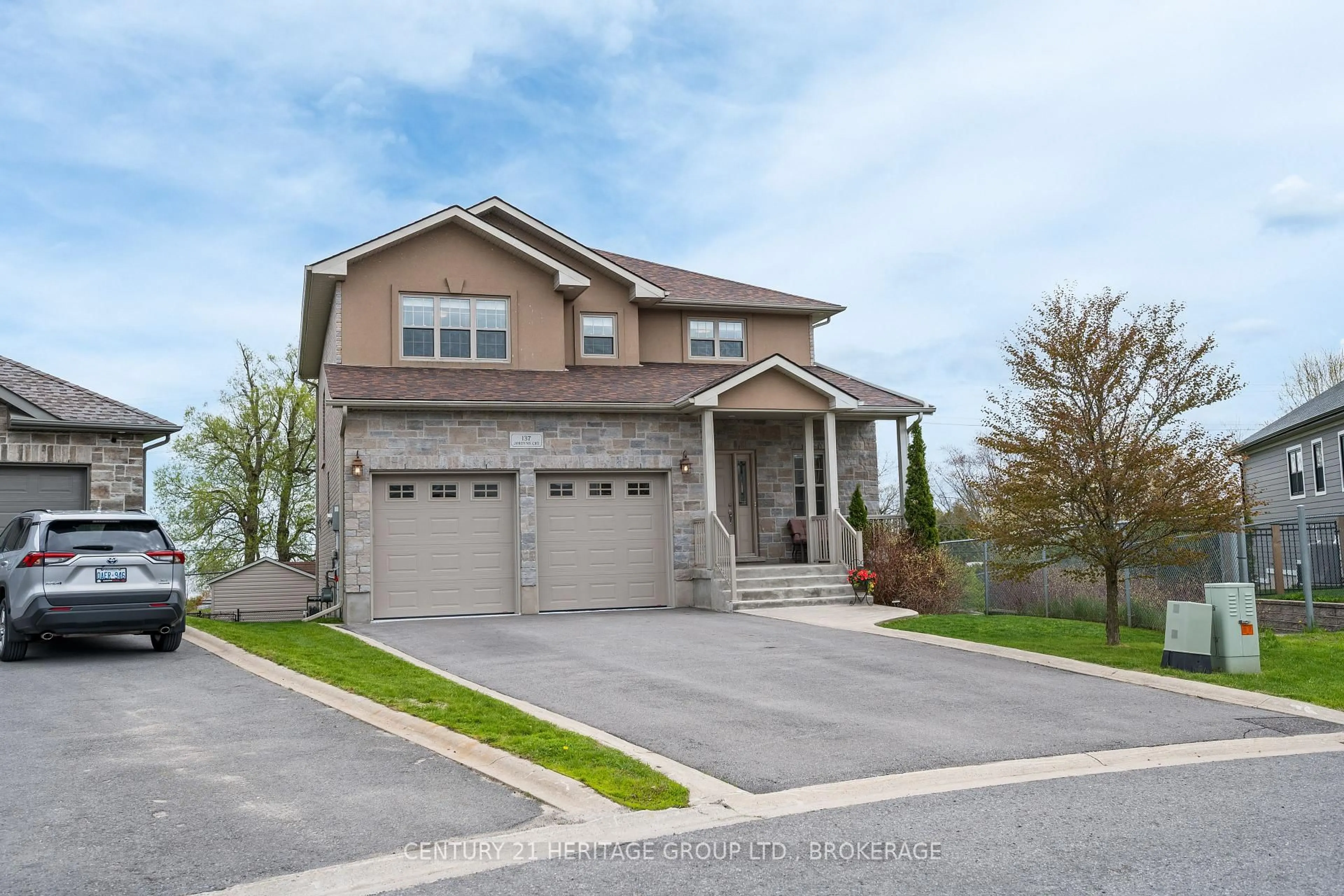Home with brick exterior material, street for 137 Jordyn's Crt, Loyalist Ontario K7N 0A7