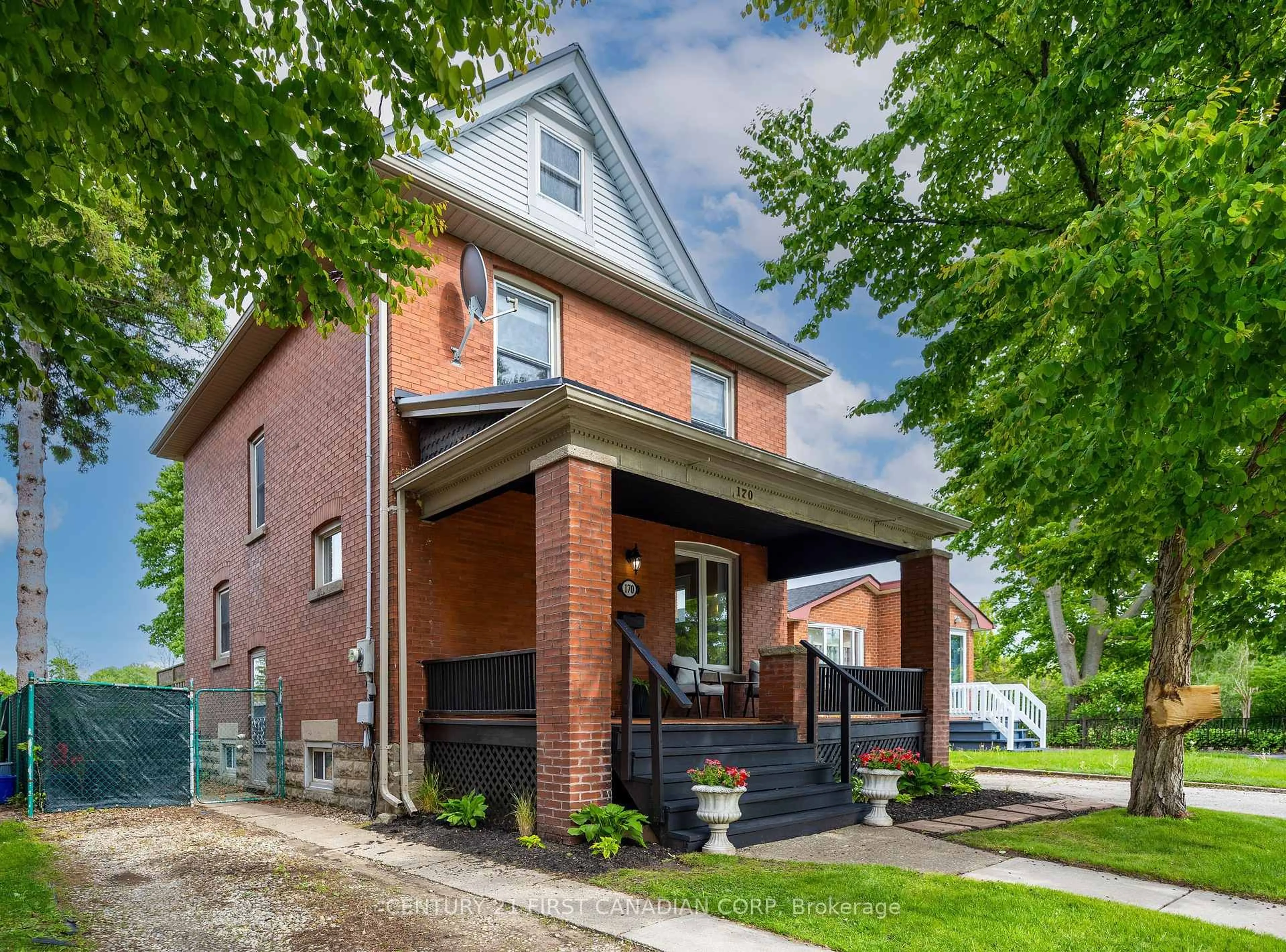 Home with brick exterior material, street for 170 Wilson Ave, St. Thomas Ontario N5R 3R3