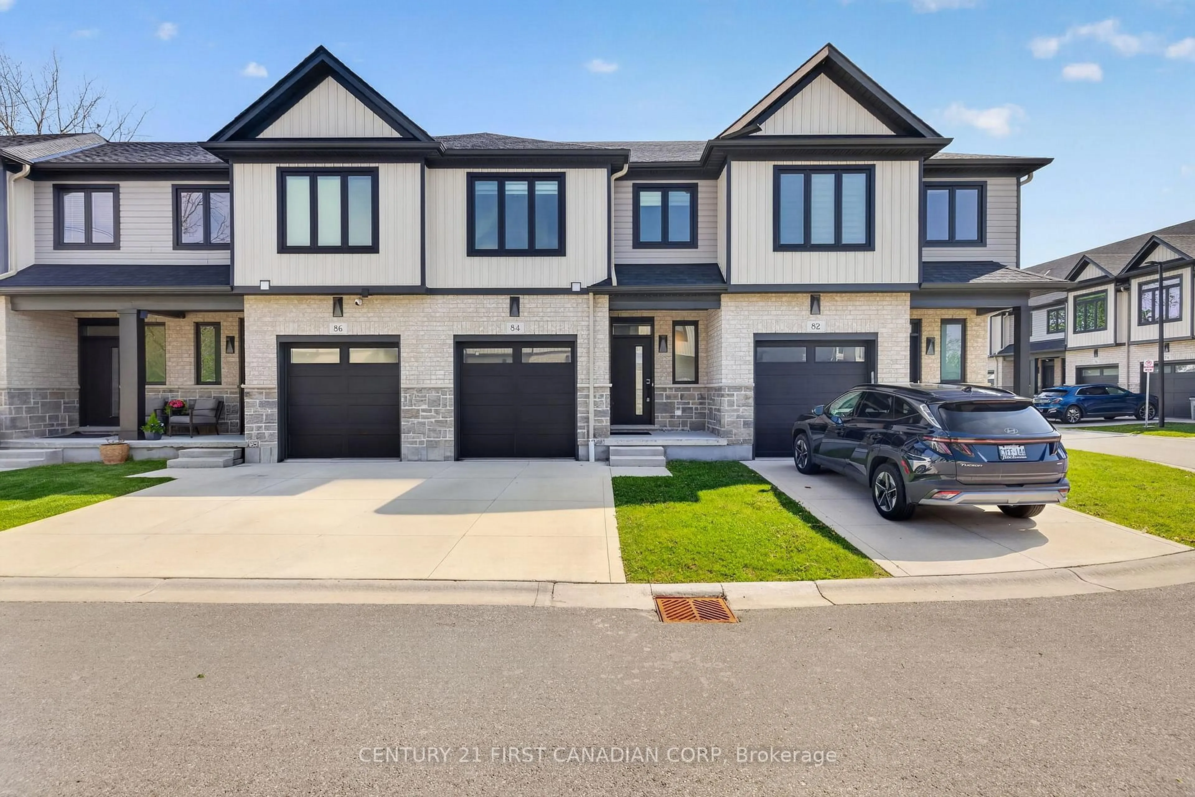 Home with brick exterior material, street for 601 Lions Park Dr #84, Strathroy-Caradoc Ontario N0L 1W0