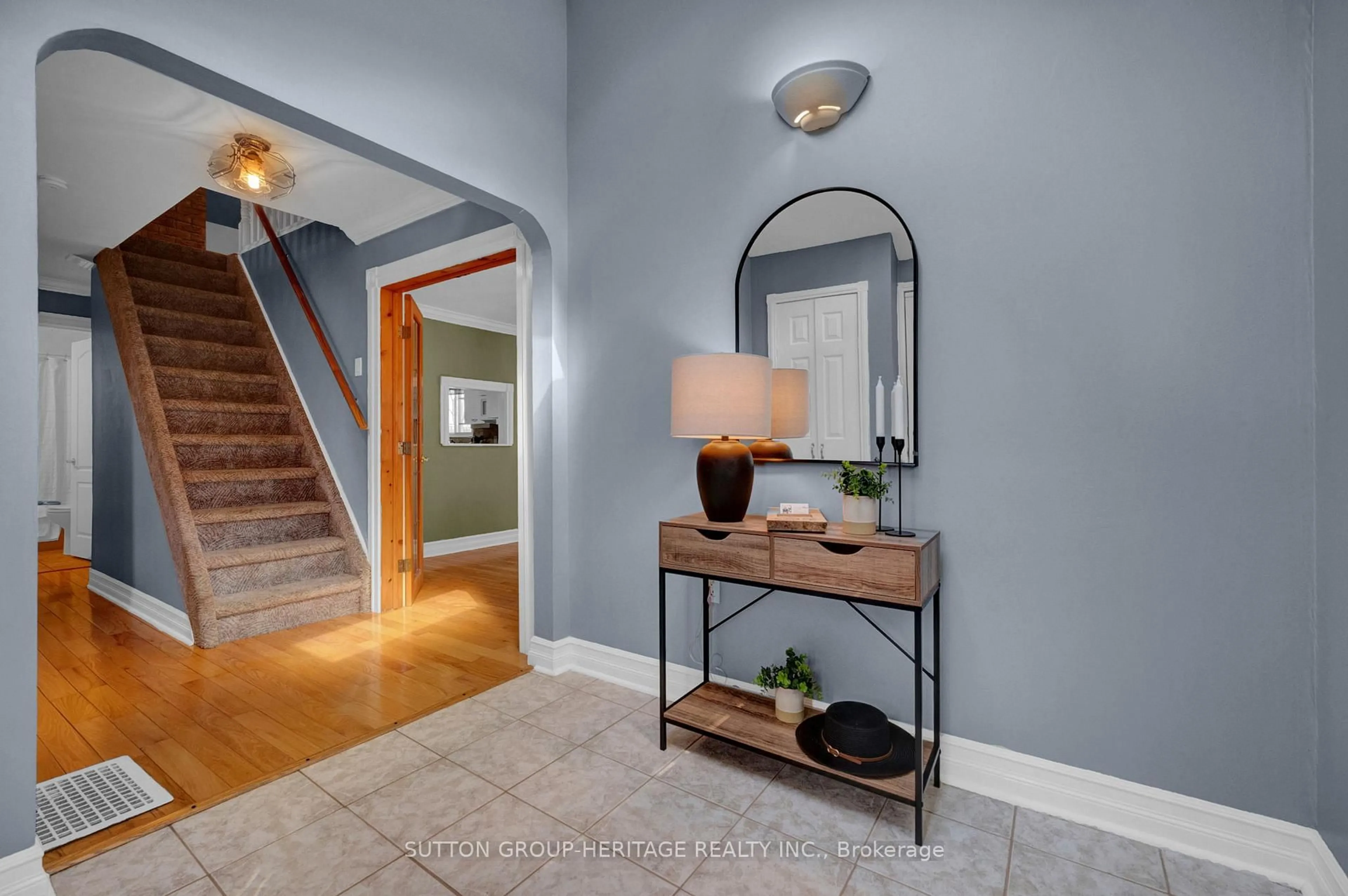 Indoor entryway for 4155 County Road 45 Rd, Cobourg Ontario K9A 0X3