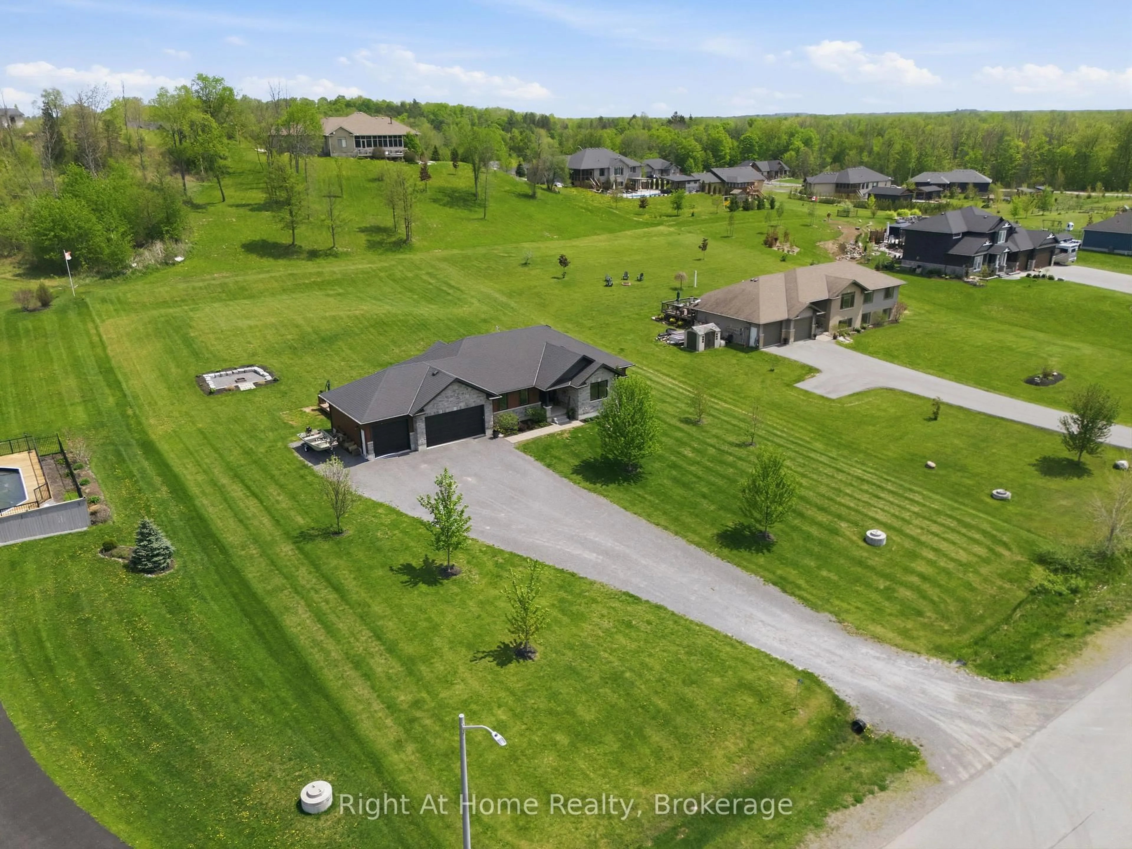 A pic from outside/outdoor area/front of a property/back of a property/a pic from drone, unknown for 144 Hiddenvalley Dr, Belleville Ontario K0K 2V0