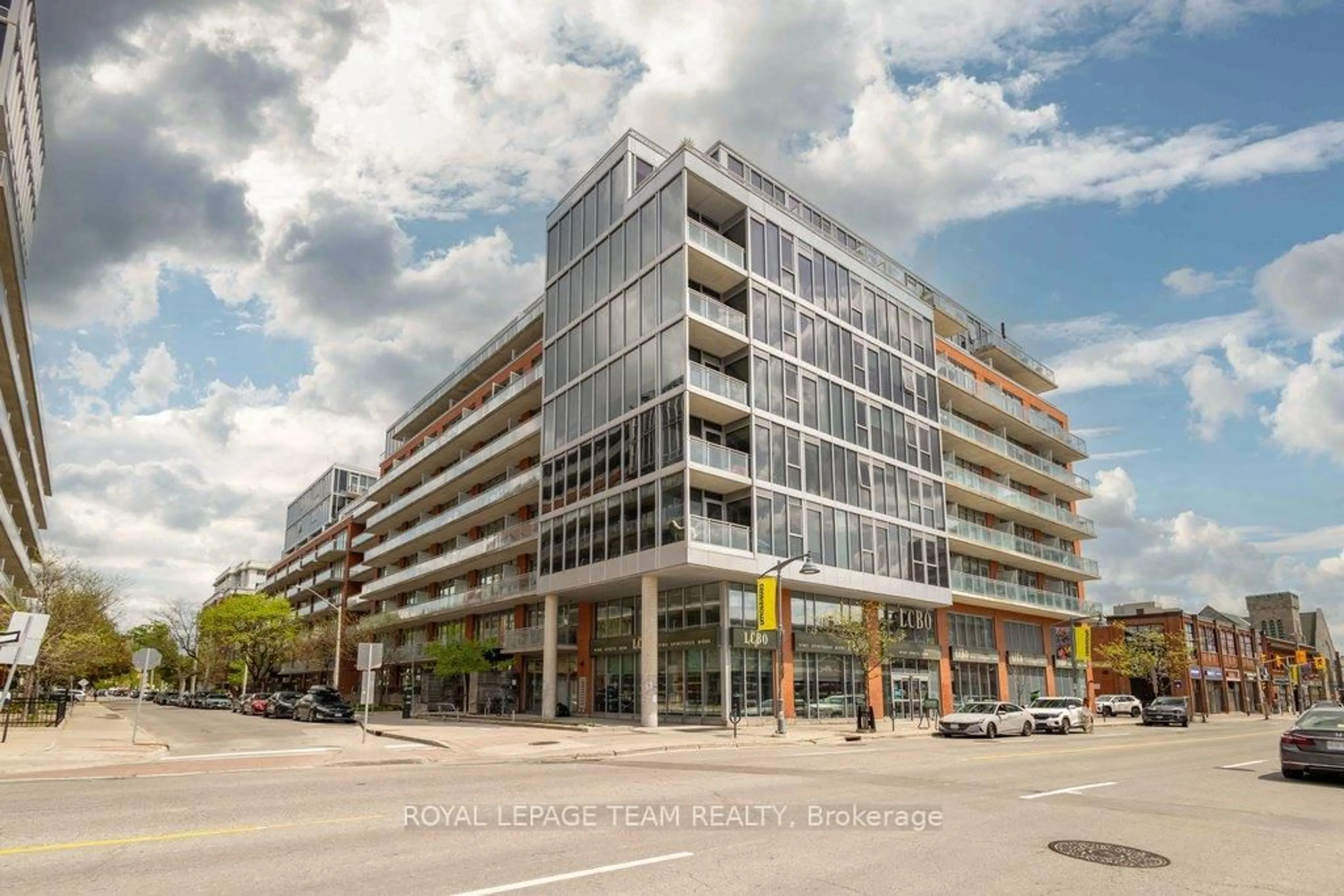 Unknown for 340 Mcleod St #833, Ottawa Ontario K2P 1A4
