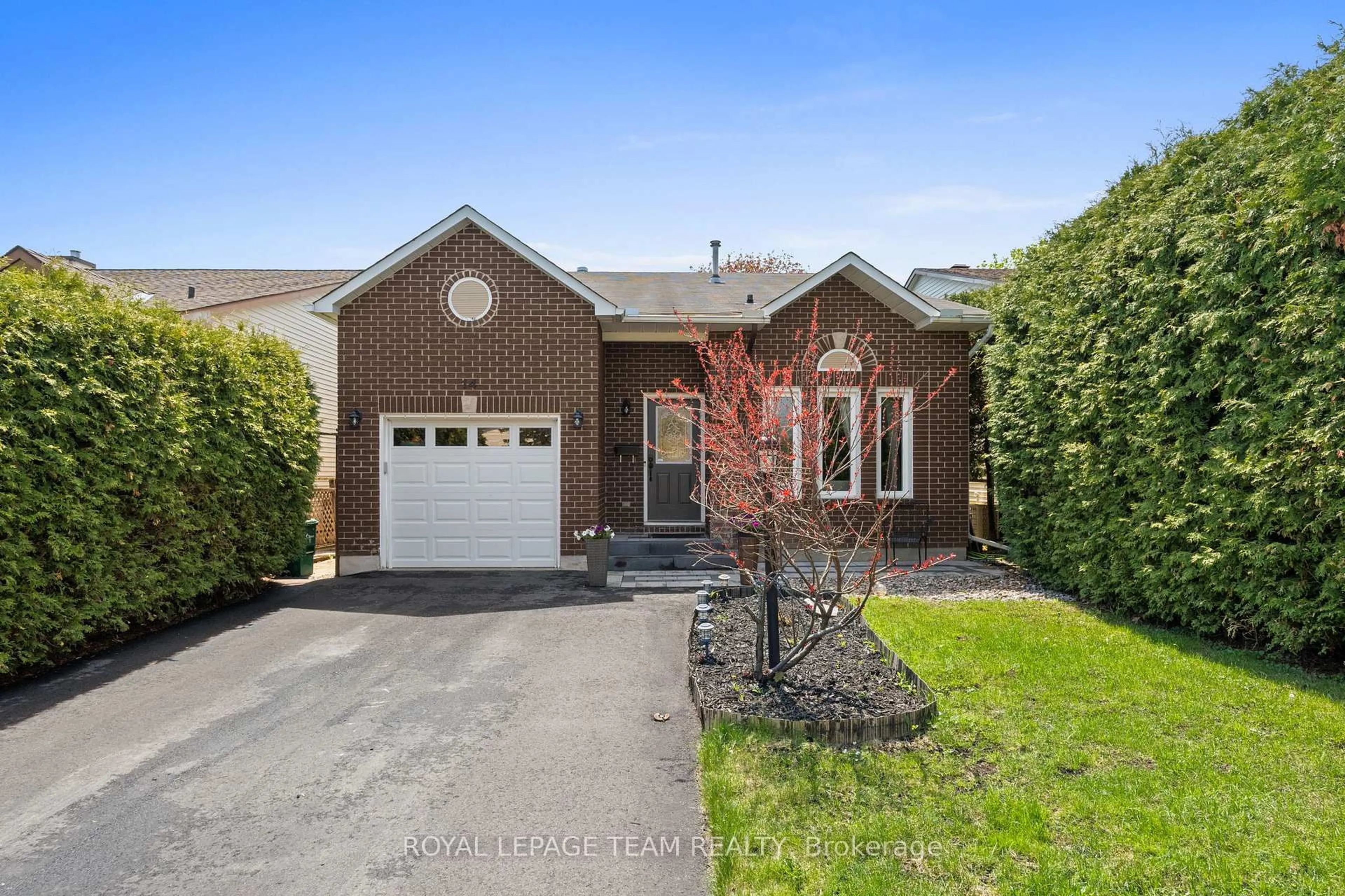 Home with brick exterior material, street for 14 Greer St, Stittsville Ontario K2S 1H8