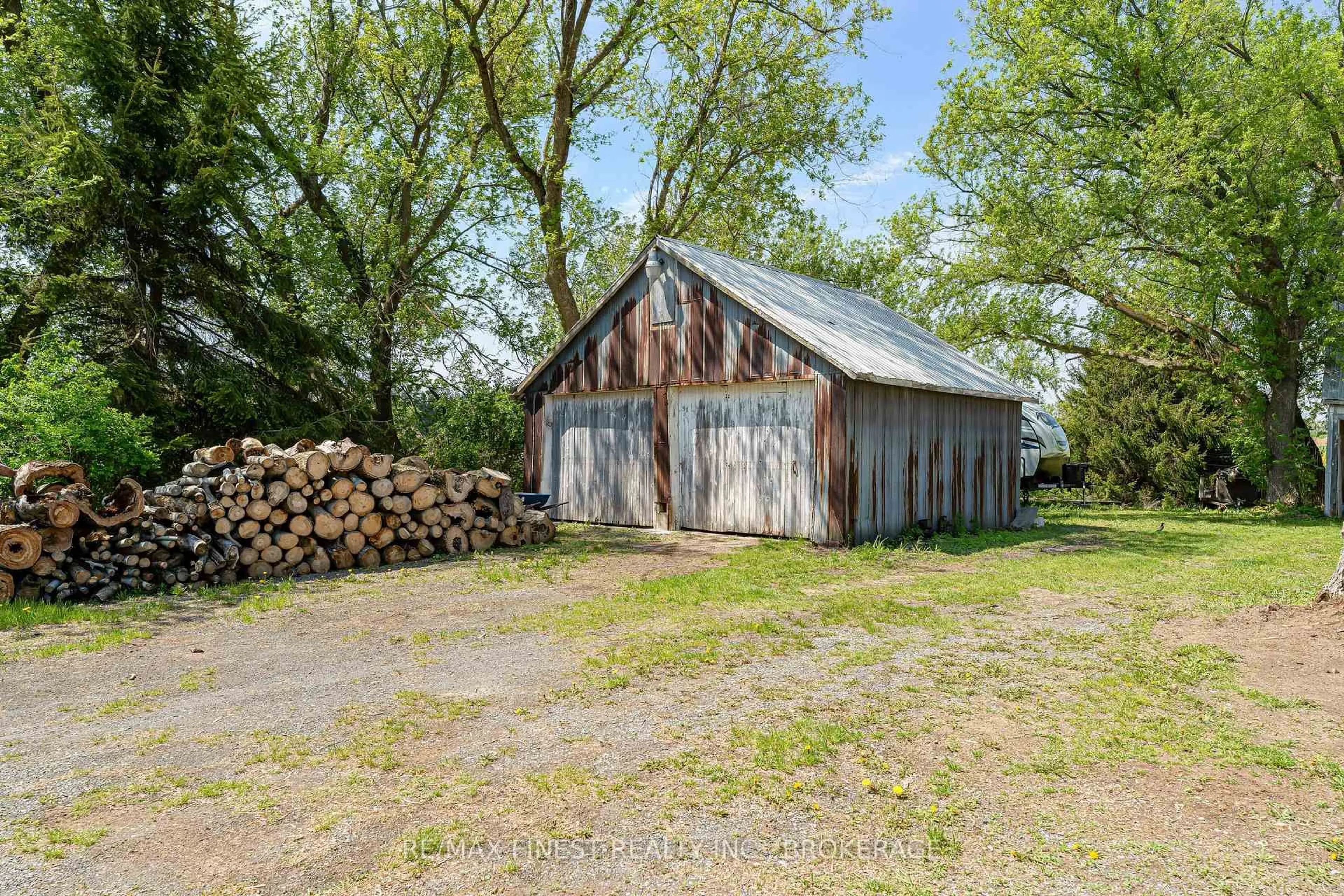 Shed for 47 Taylor Rd, Front of Leeds & Seeleys Bay Ontario K7G 2V3