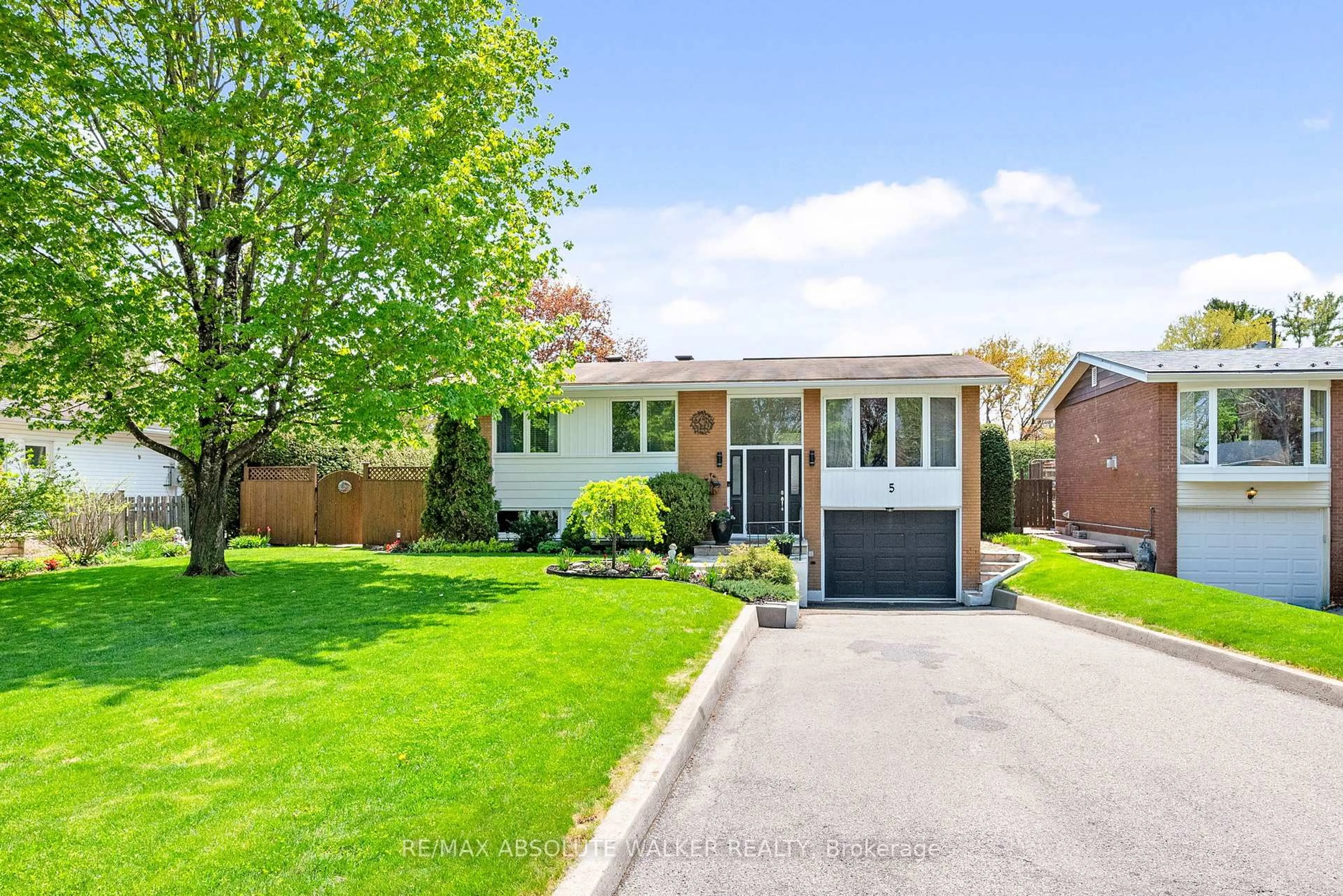 Home with brick exterior material, street for 5 West Herrington Crt, Ottawa Ontario K2H 6B9