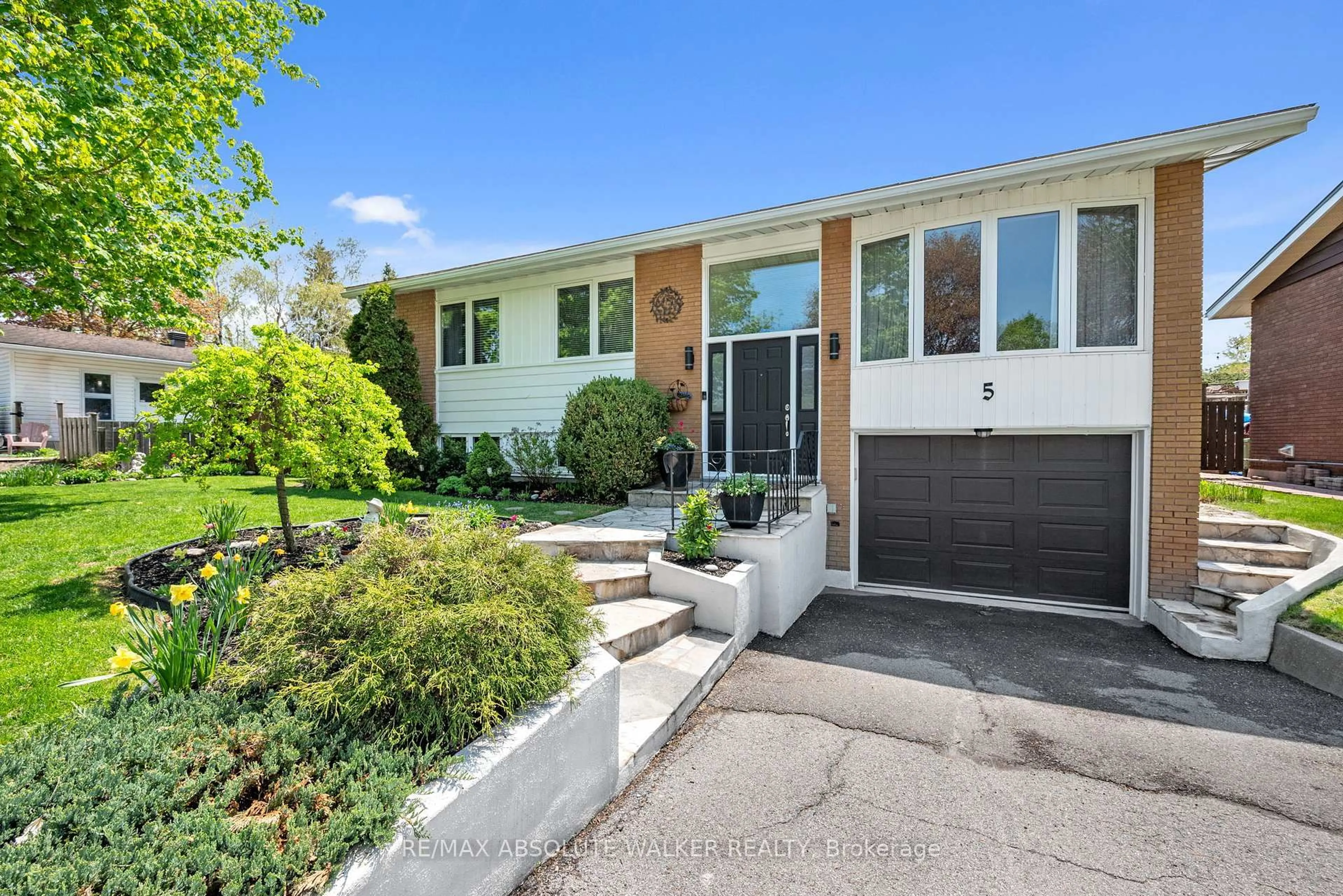 Home with brick exterior material, street for 5 West Herrington Crt, Ottawa Ontario K2H 6B9