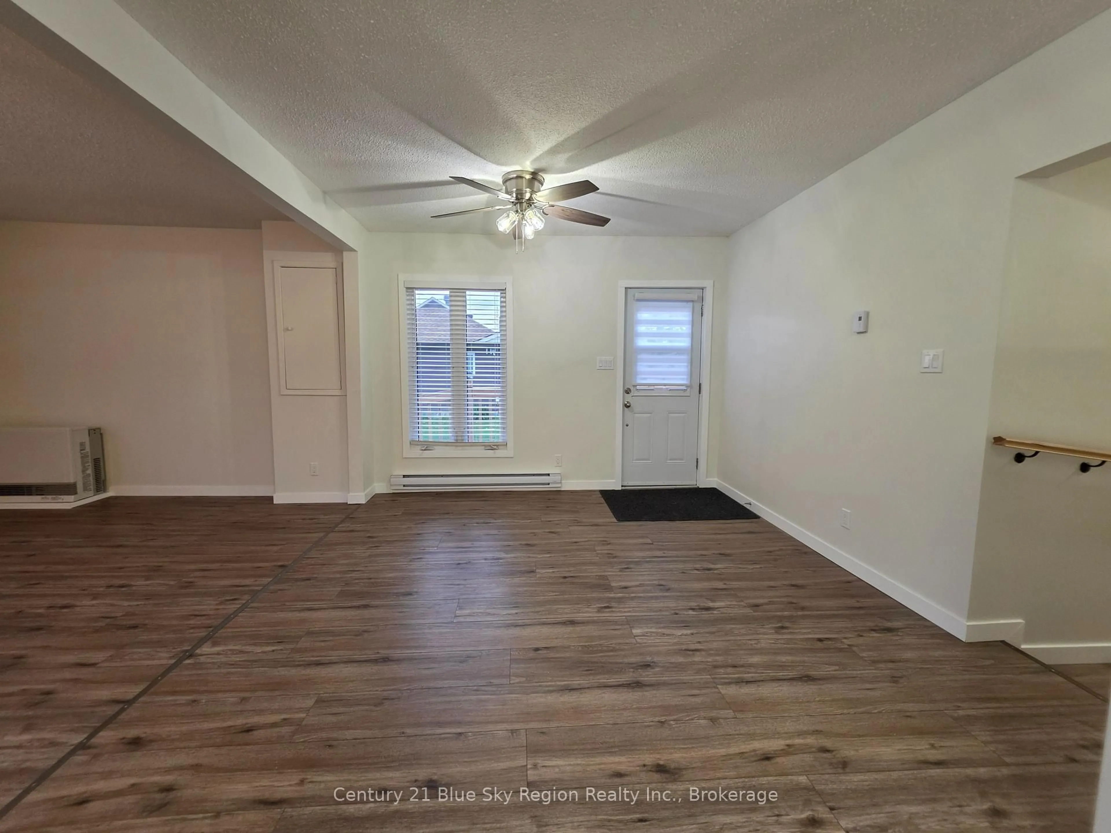A pic of a room for 392 Holditch St, West Nipissing Ontario P2B 3C7