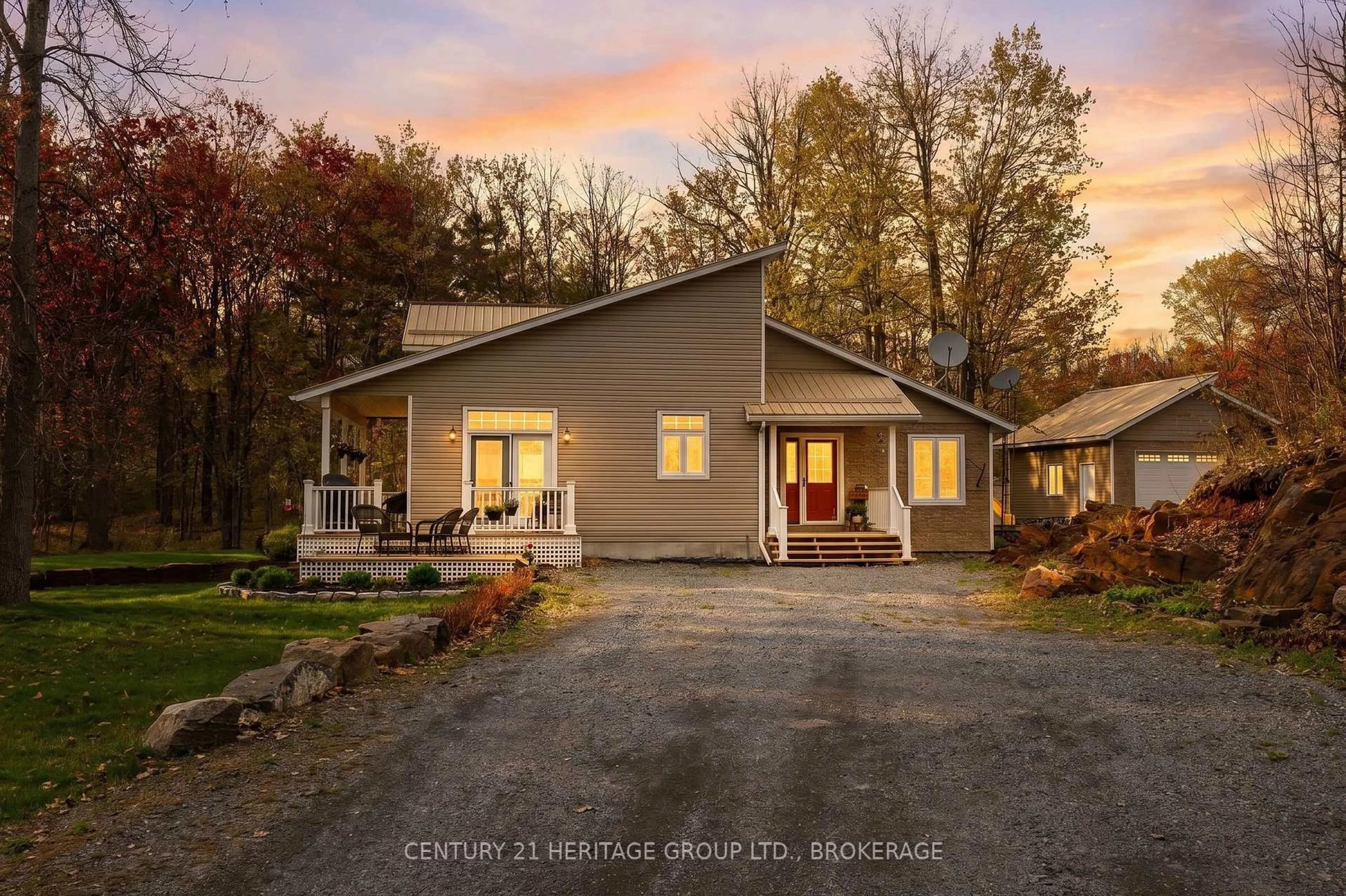 A pic from outside/outdoor area/front of a property/back of a property/a pic from drone, street for 173 Castle Rock Lane, Tamworth Ontario K0K 3G0